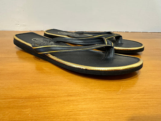 Vintage 60's Sandals - Size 8 - Black and Gold