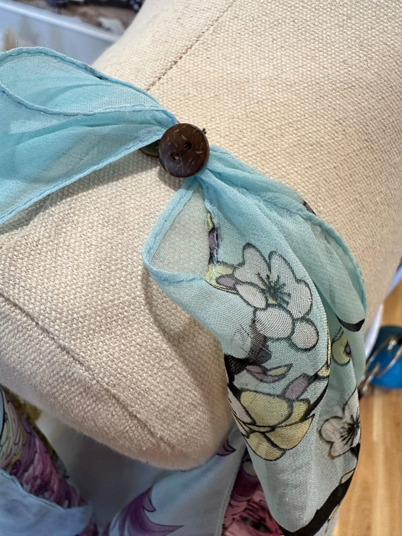 Kaftan - Offshoulder Top - Pale Blue w Peacock print