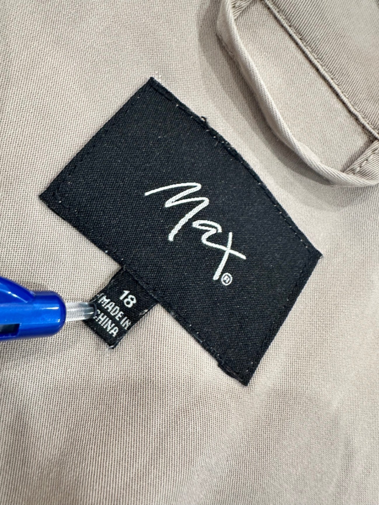 Max - Lightweight Jacket - Size 18 - Beige