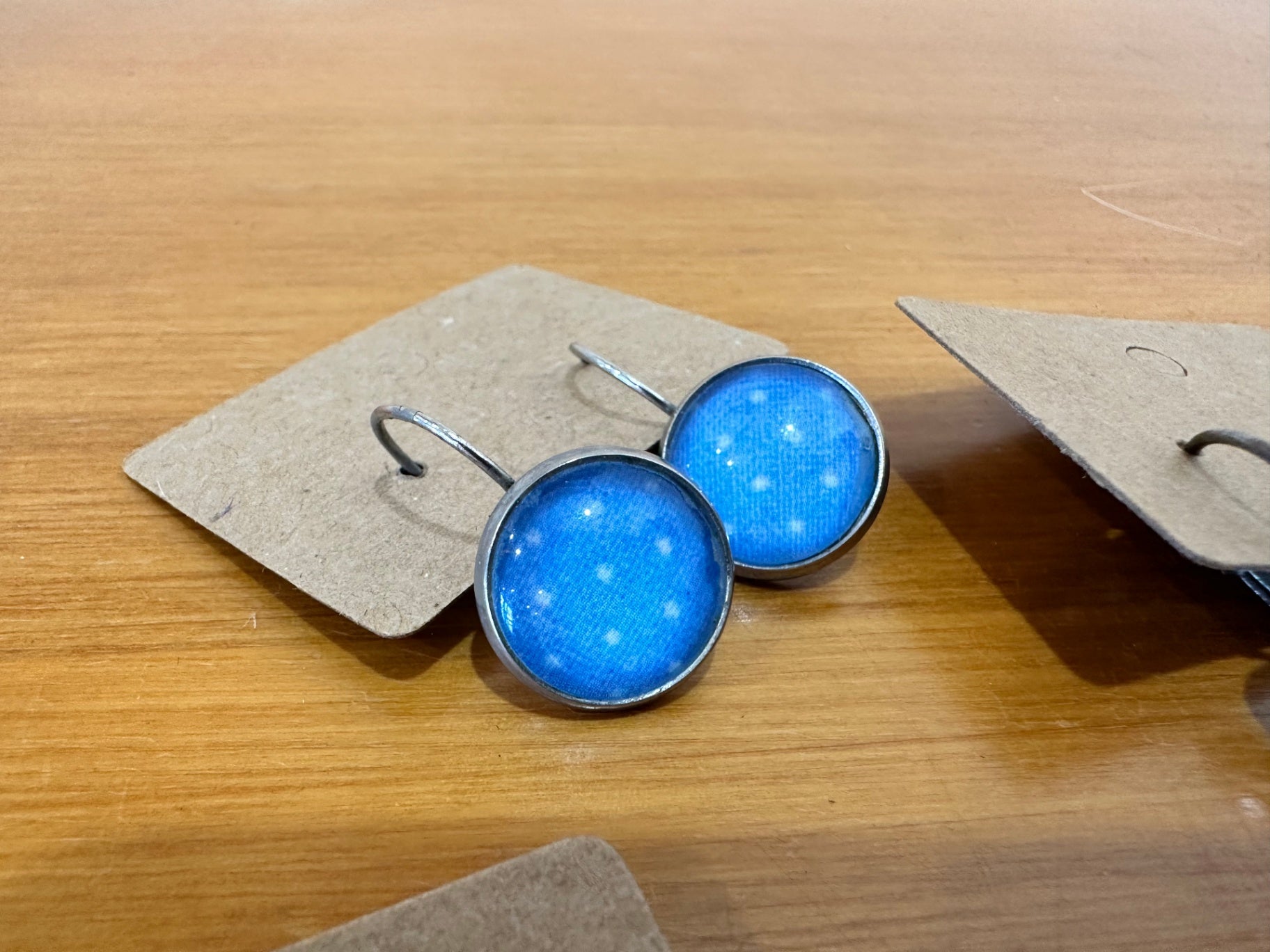 Set of x4 Round Earrings - Blue and Pink