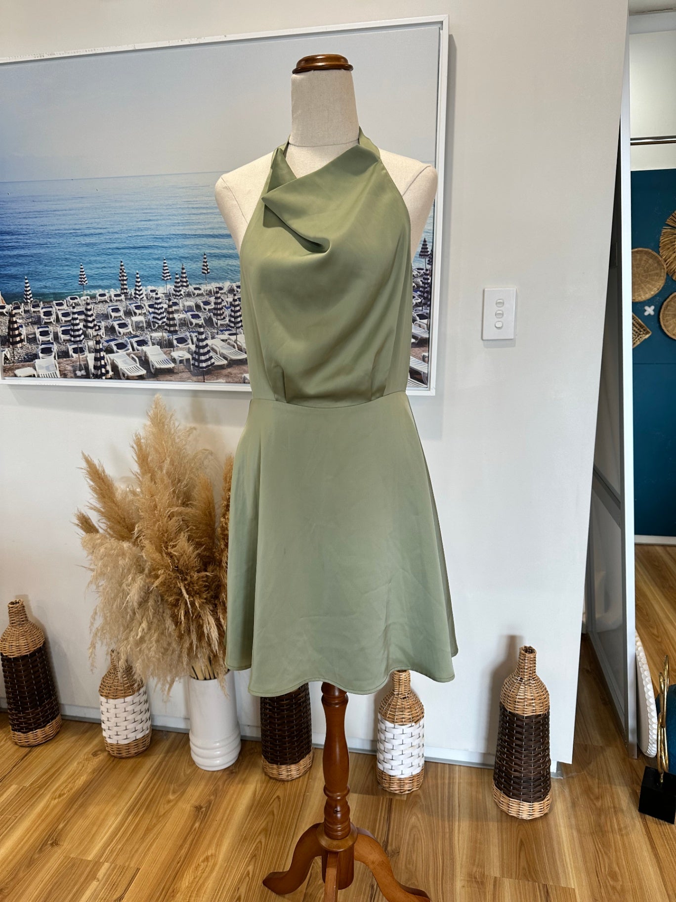 Shilla Dress Small Light Green