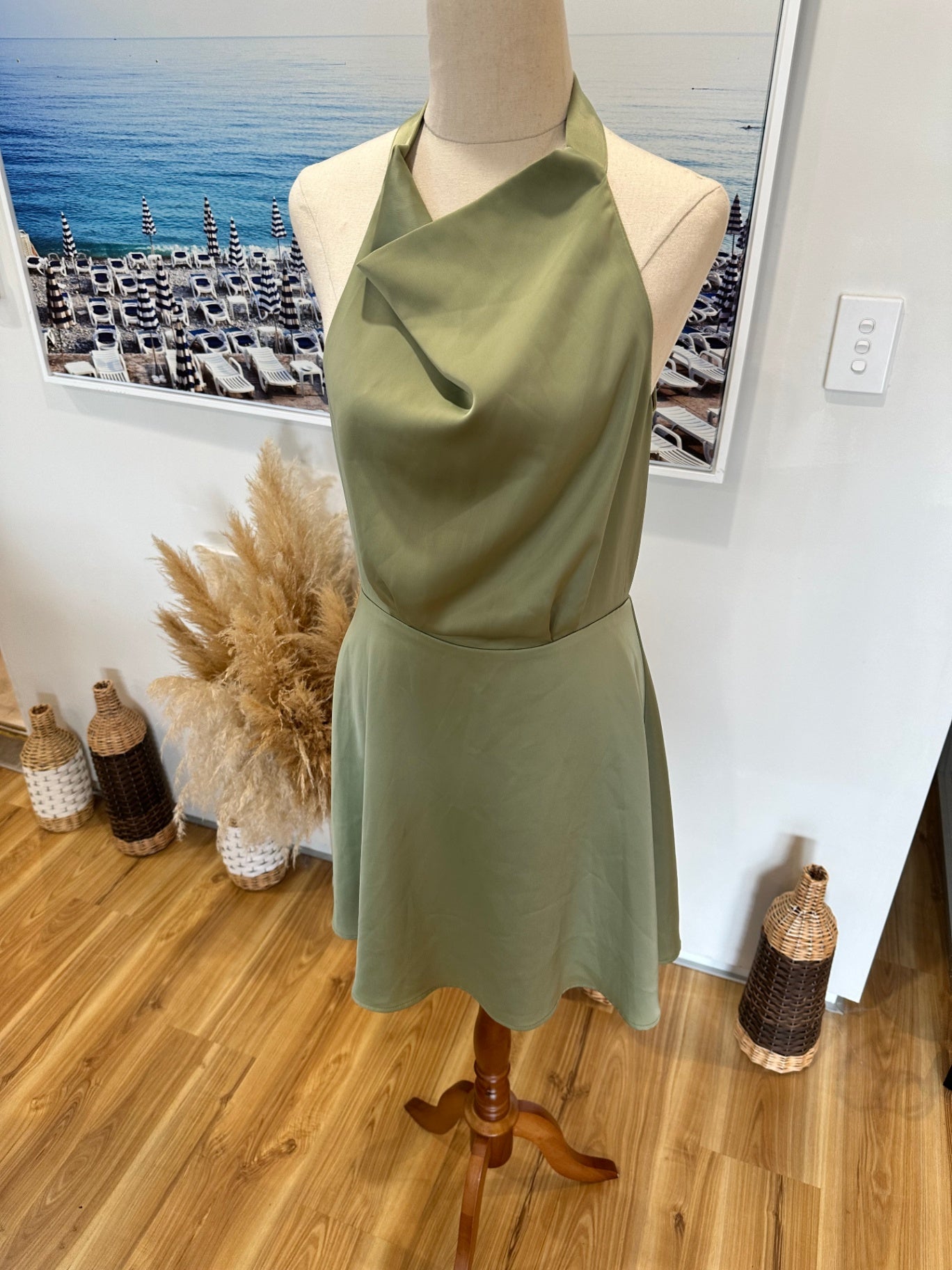 Shilla Dress Small Light Green