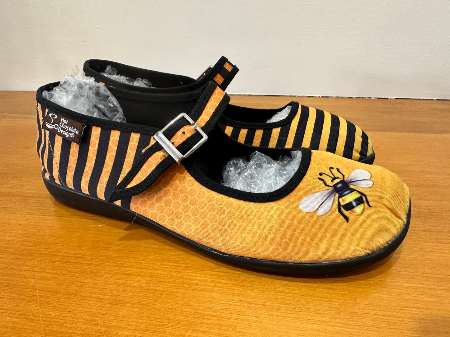 Hot Choc - Bee + Honey Shoes - Size EU 37 [Wear evident]