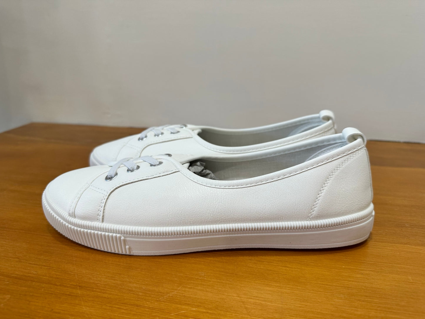 [NEW] NEXT Sneakers - Size EU 39 - White