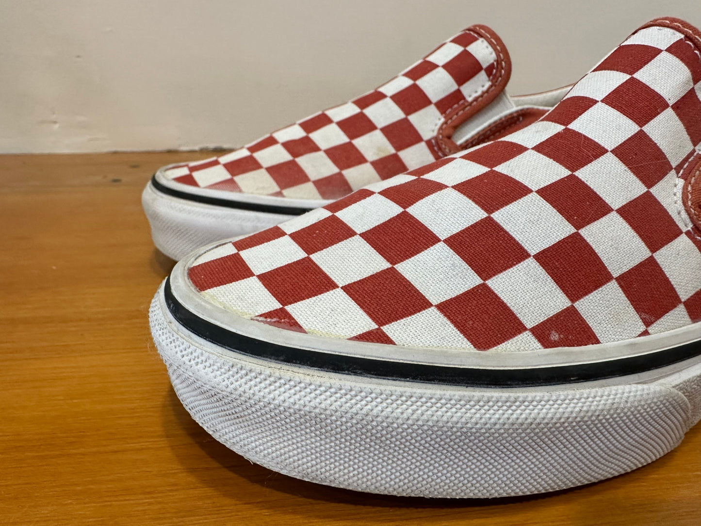 Vans Shoes - Size EU 37 - Rust and White [Signs of wear]