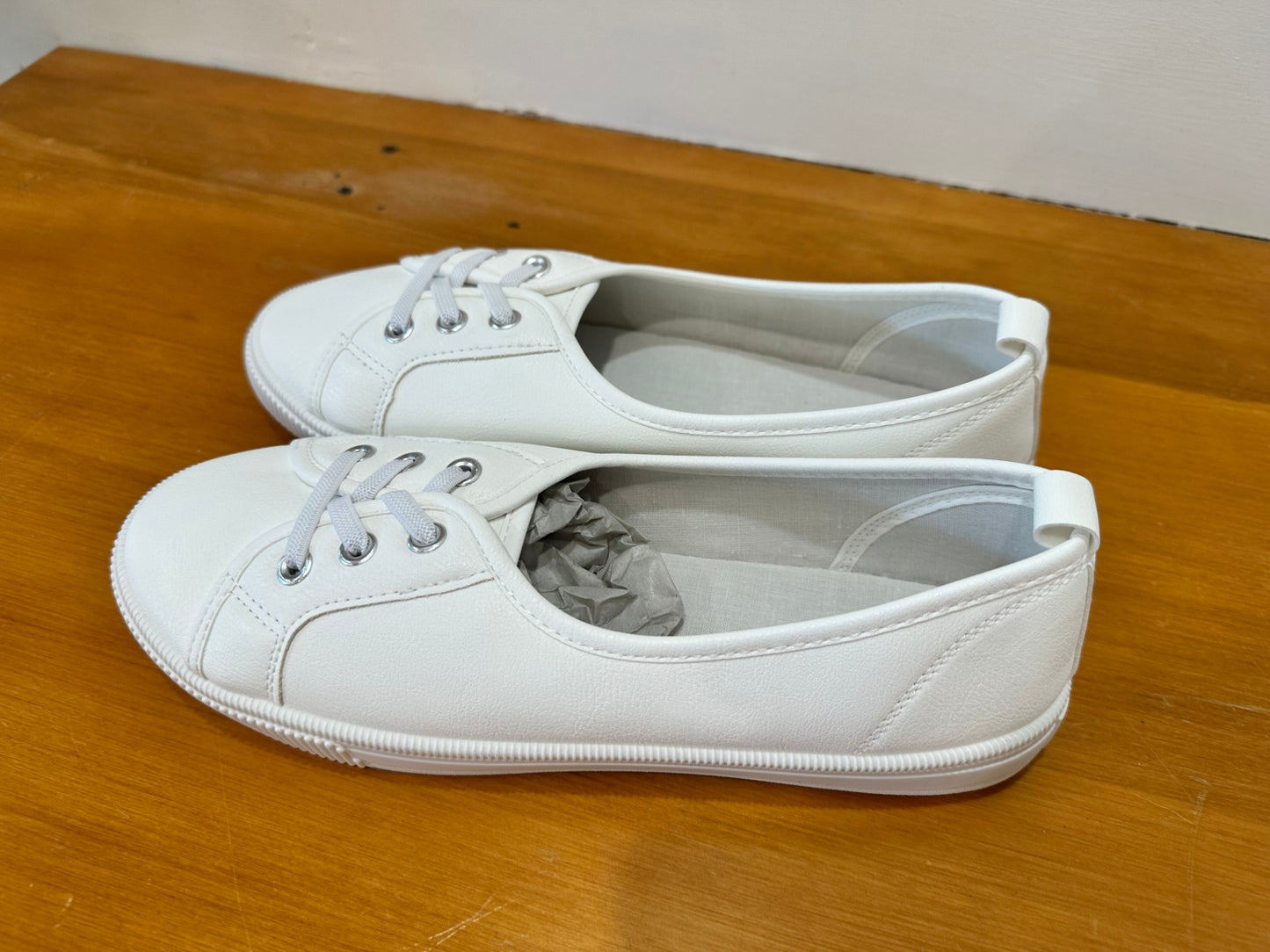 [NEW] NEXT Sneakers - Size EU 39 - White