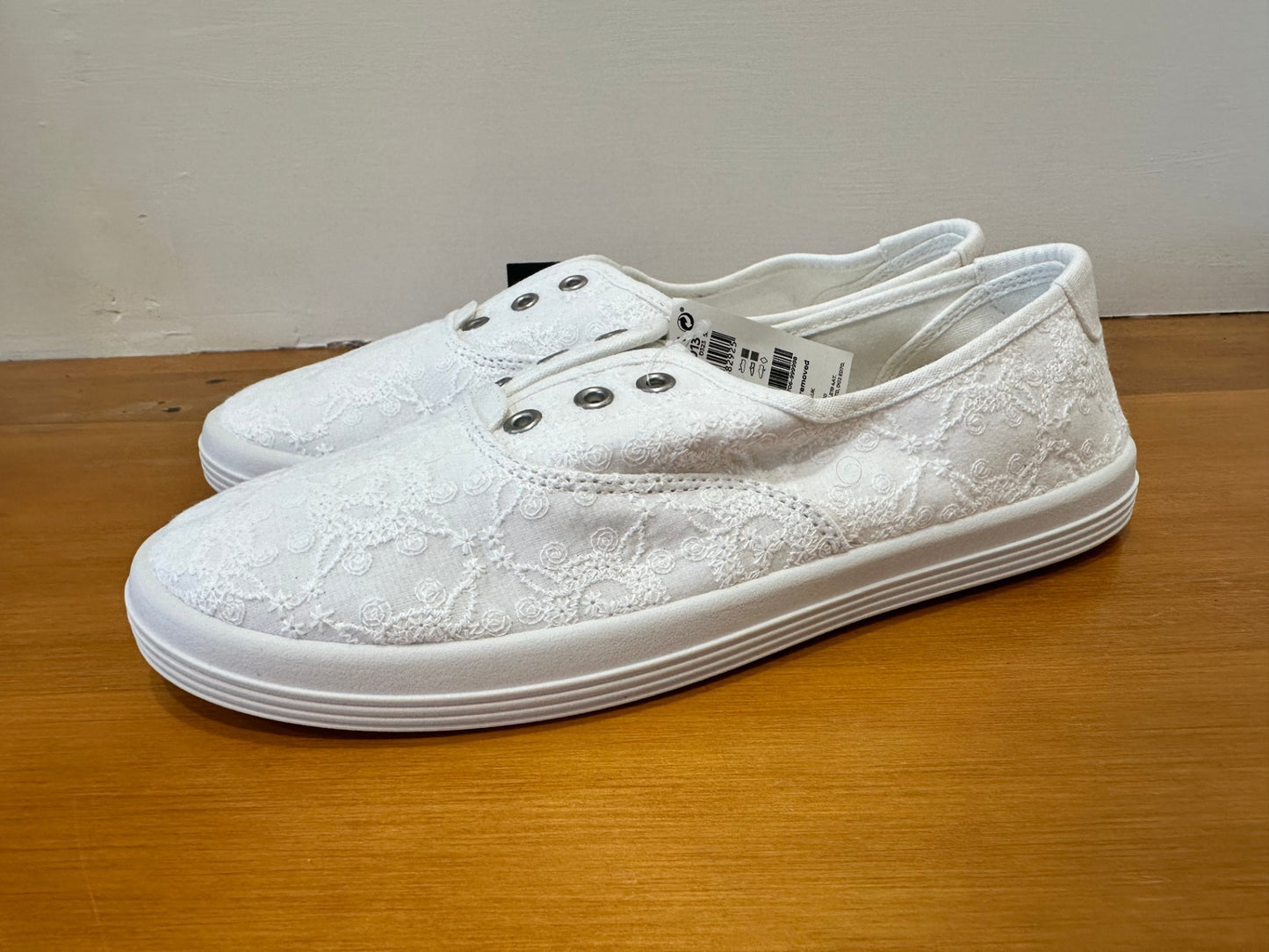 [NEW] NEXT Sneakers - Size EU 39 - White
