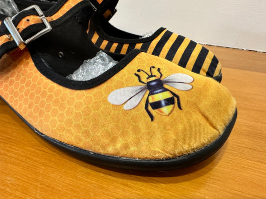 Hot Choc - Bee + Honey Shoes - Size EU 37 [Wear evident]