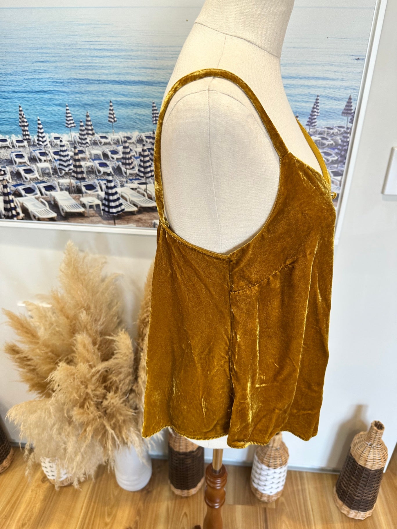Mineral - Velvet Singlet - Size 8 - Mustard gold