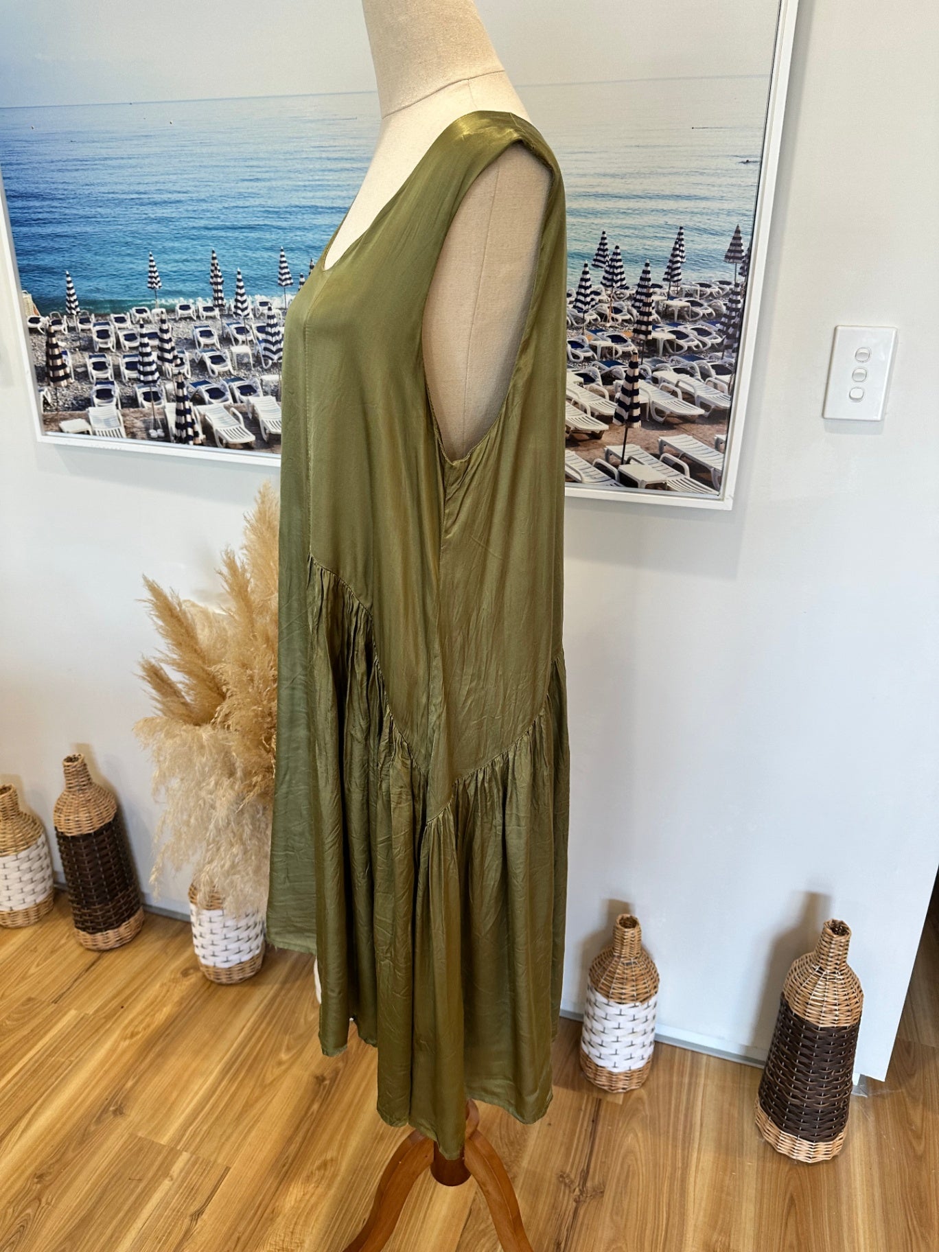 Artisan - Silk Blend Dress - Size 14 - Olive green