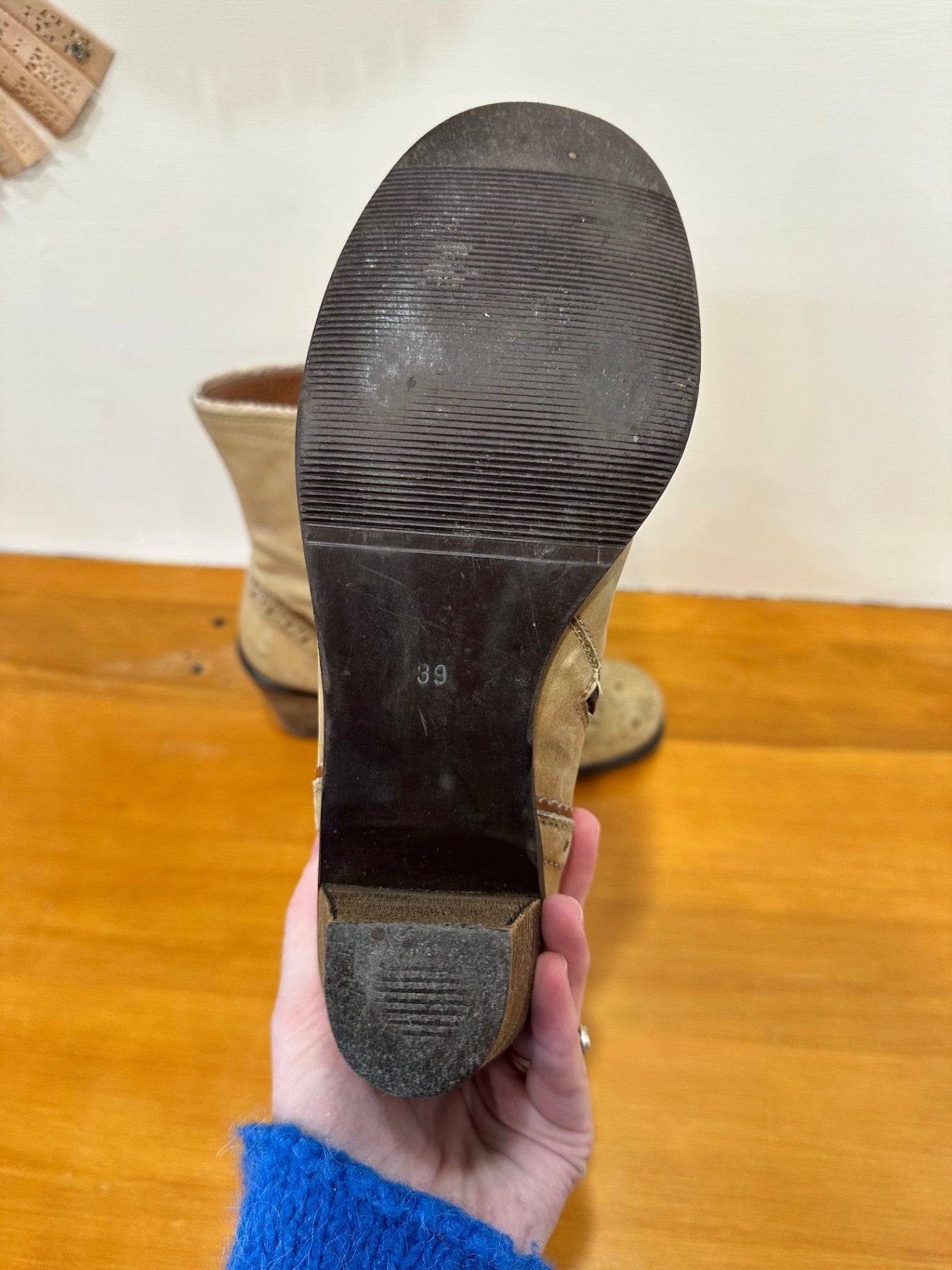 Brogue Ankle Boots - Size EU 39 - Beige