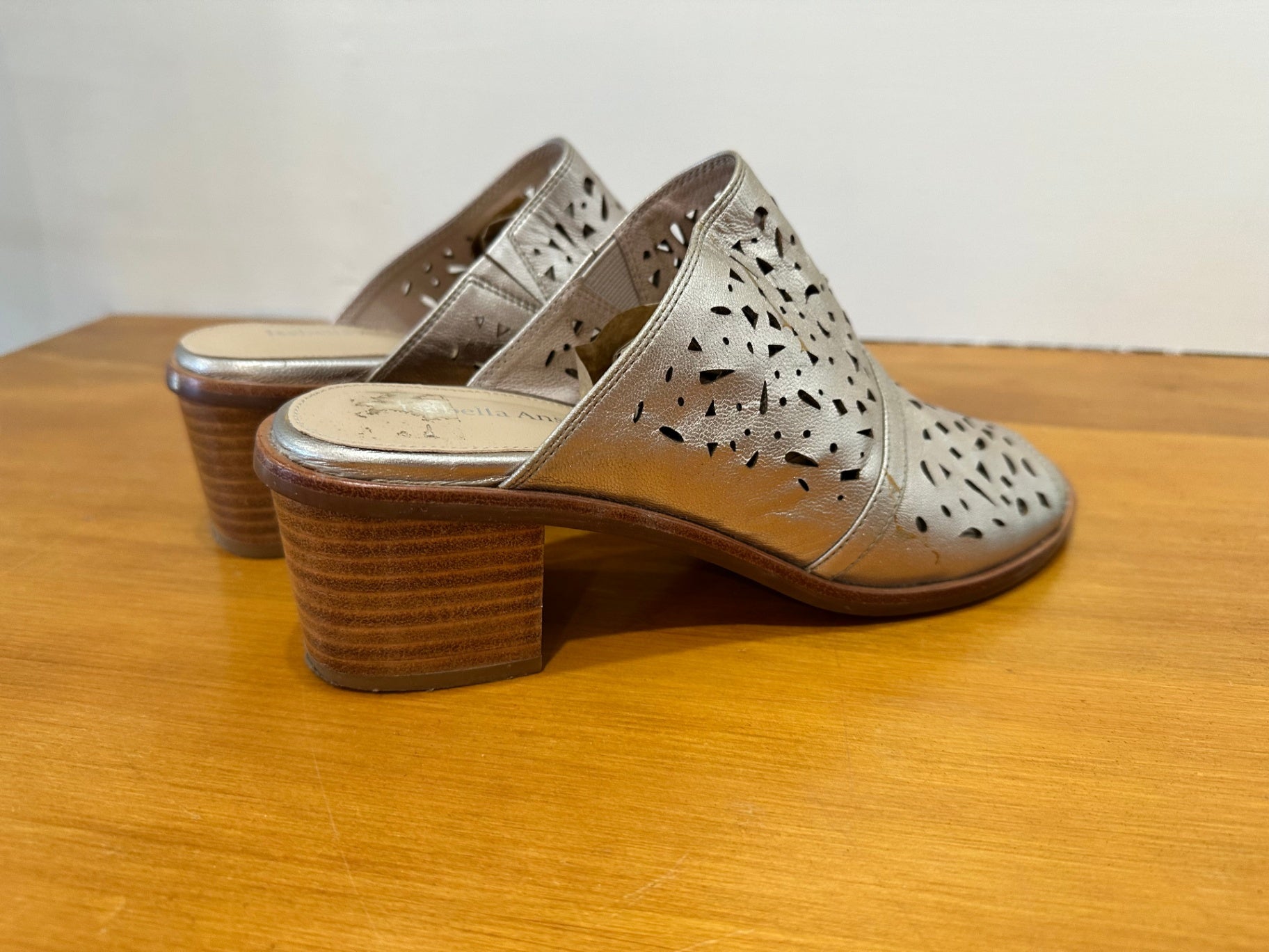 Isabella Anselmi Slides - Size EU 39 - Gold