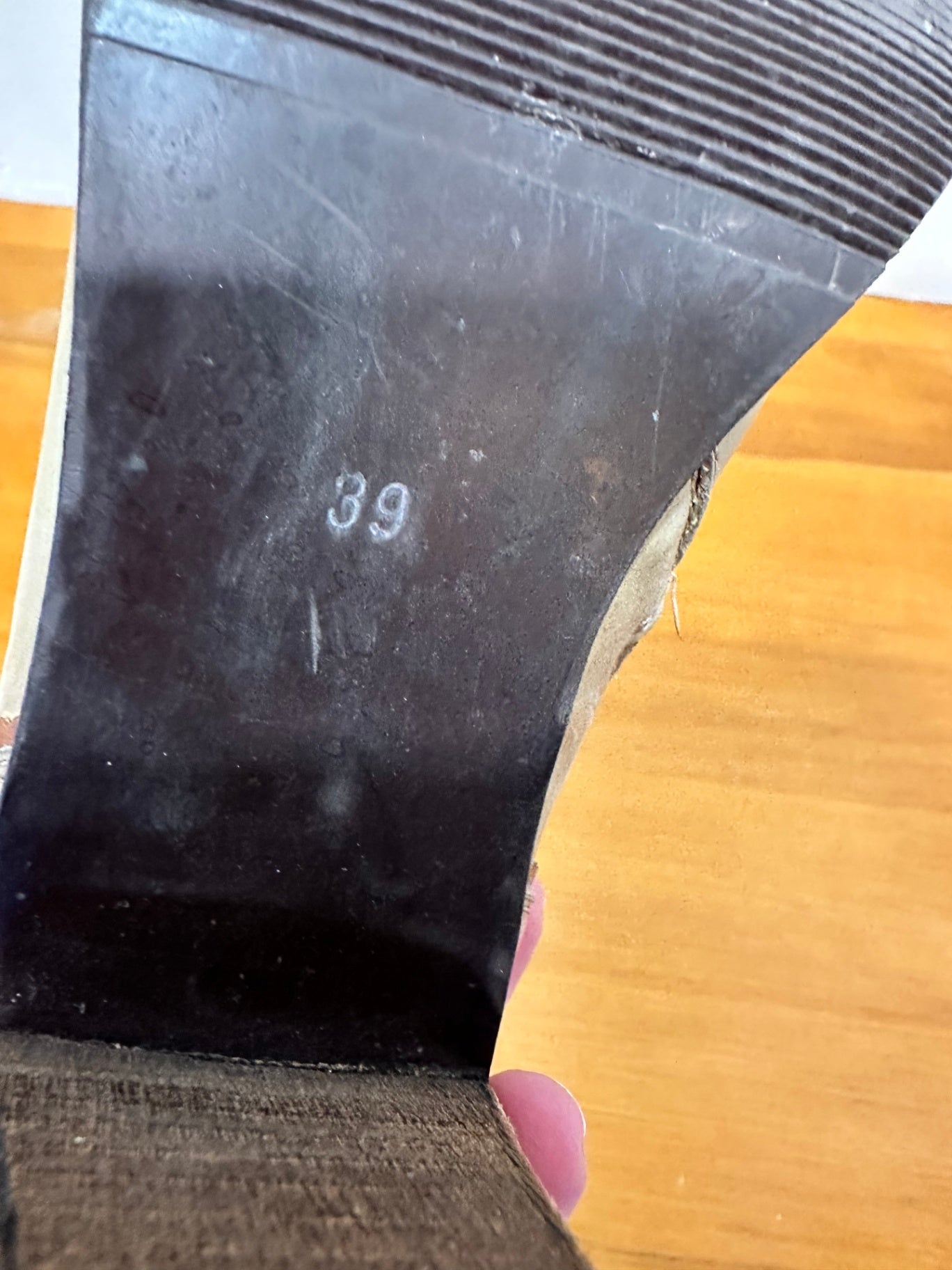 Brogue Ankle Boots - Size EU 39 - Beige