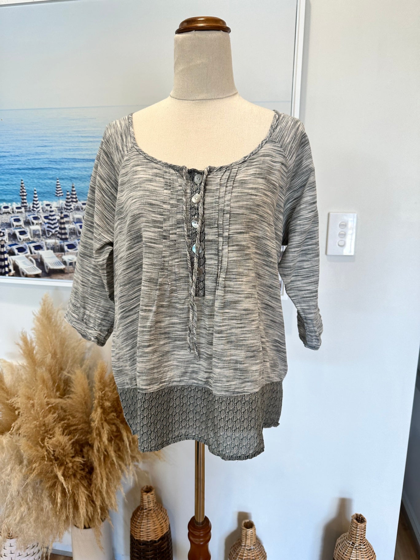 Zavarucci - Made in New Zealand Top - Small - Grey