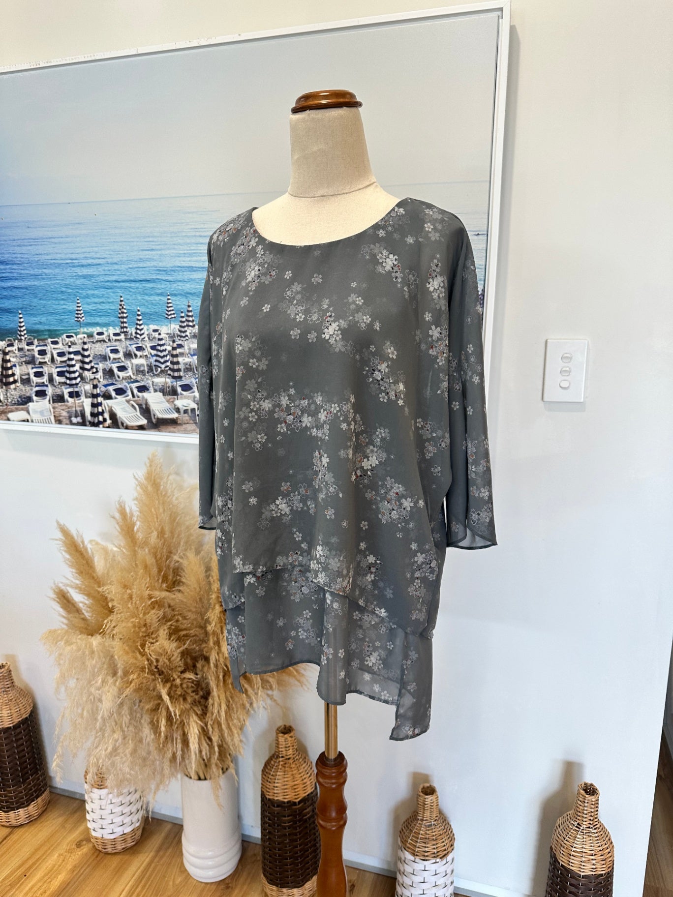 Max Blouse - Size 10 - Grey