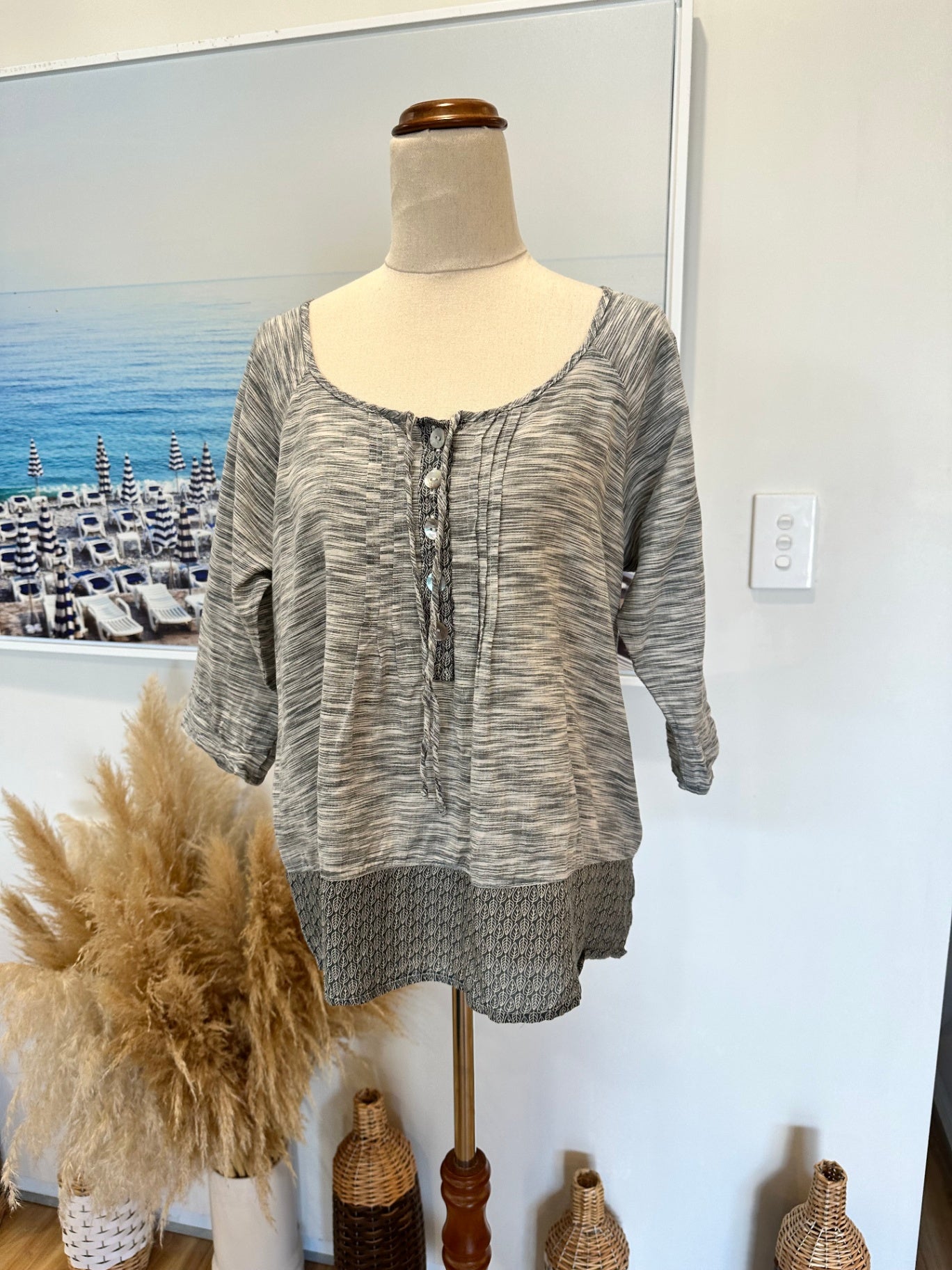 Zavarucci - Made in New Zealand Top - Small - Grey