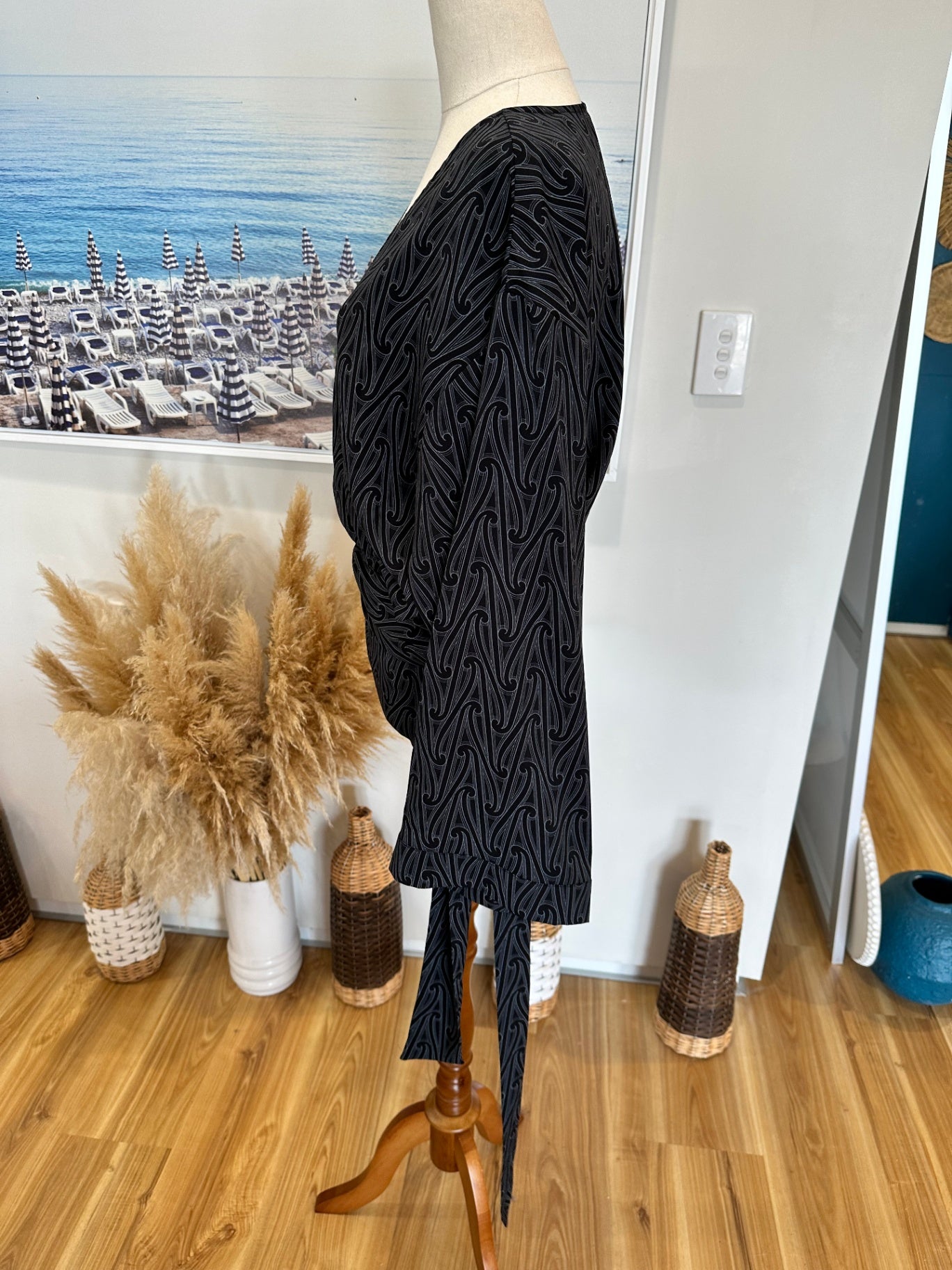 Noku - Wraparound Blouse - 2XL - Black and Grey