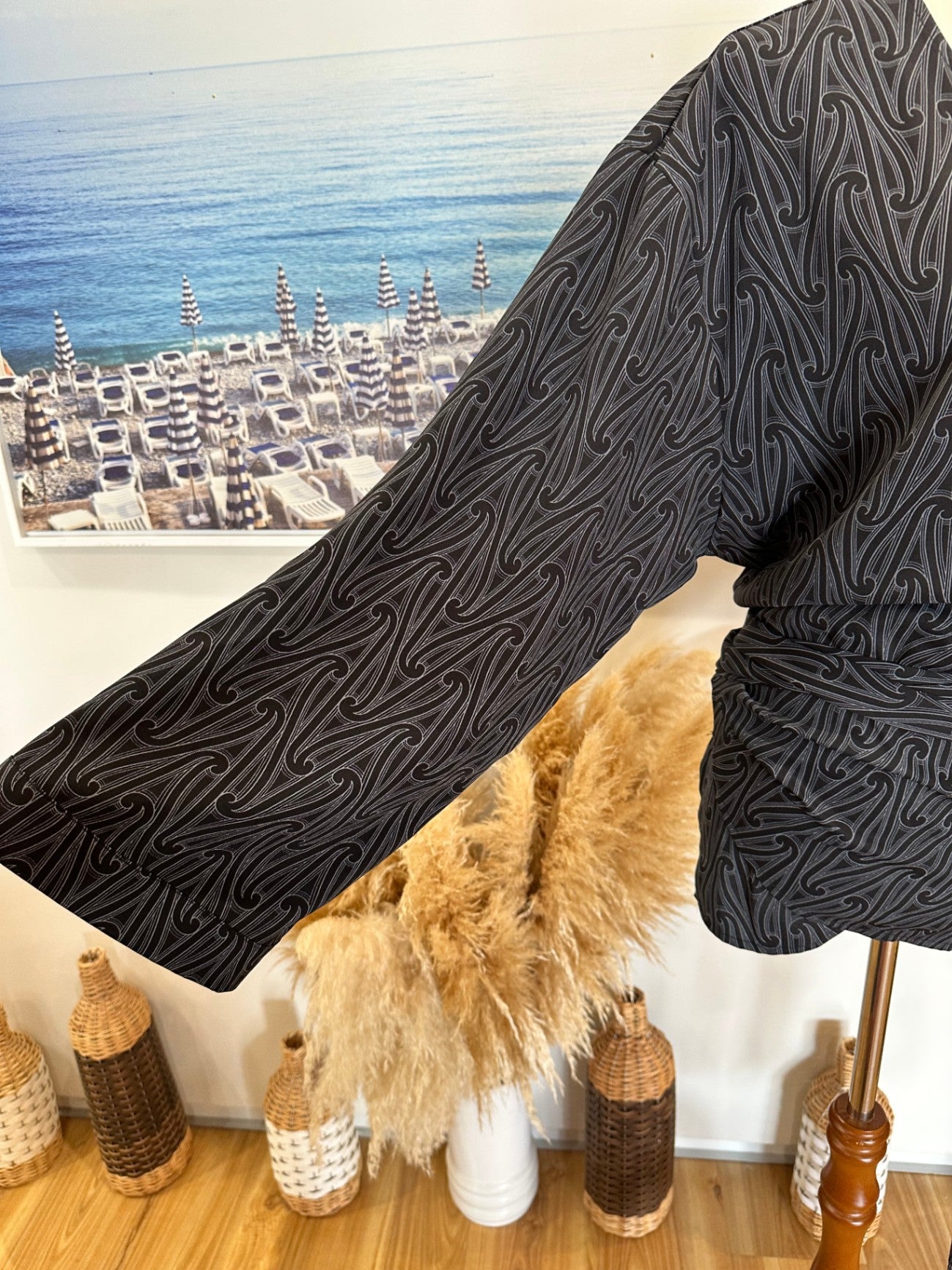 Noku - Wraparound Blouse - 2XL - Black and Grey