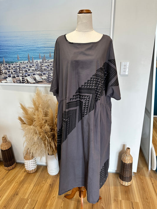 Adrienne Whitewood - Maxi Dress - Large / Extra Large - Grey + Black