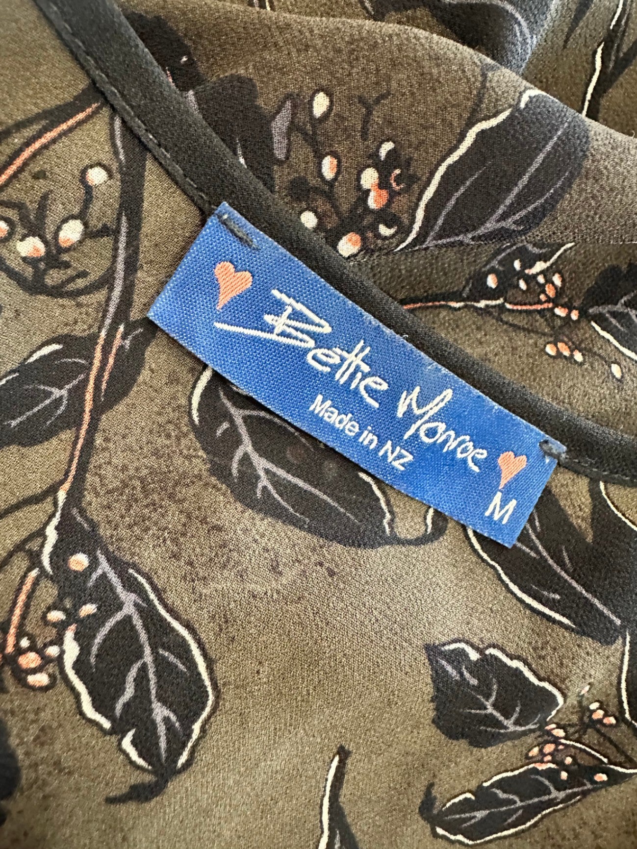 Bettie Monroe - Wrap Dress - Medium - Olive green with black and reddish floral accents