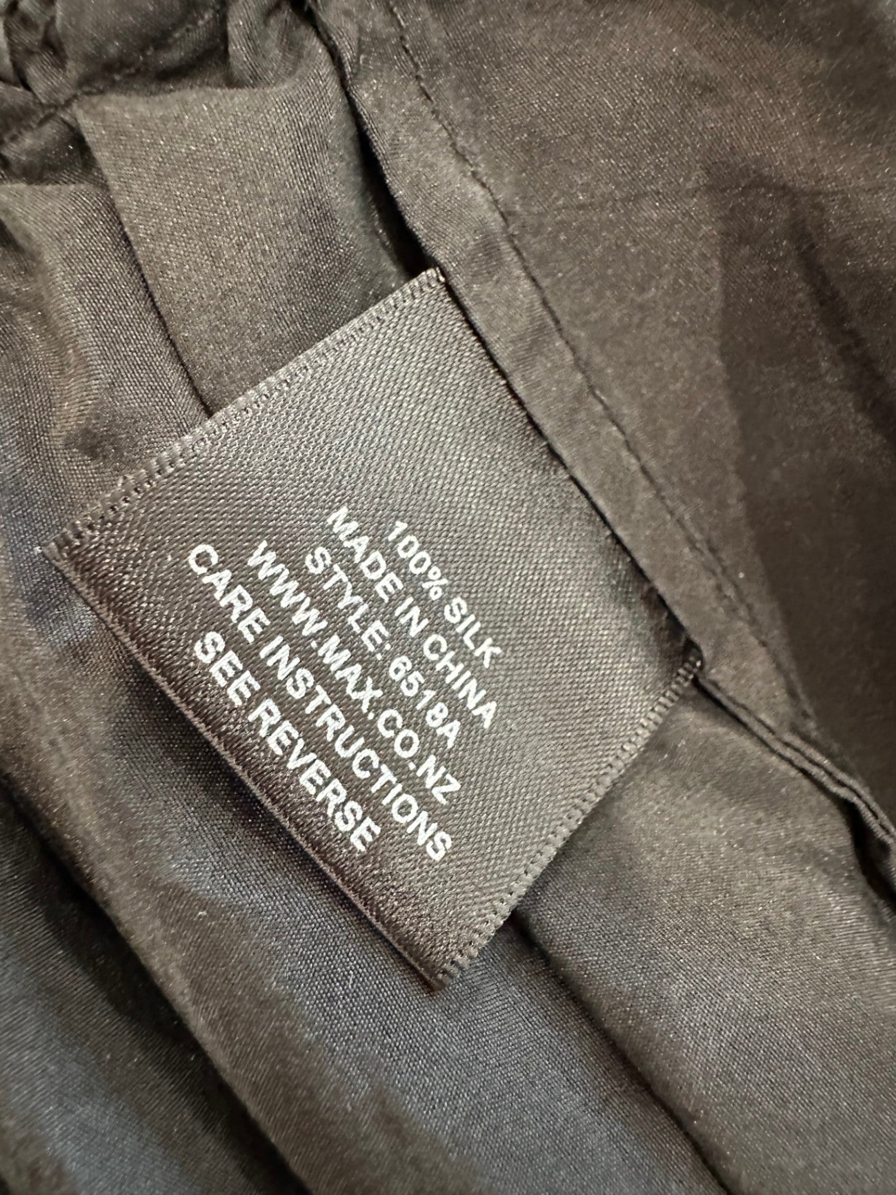 Max - 100% Silk Black Shrug / Cardigan - Size Small