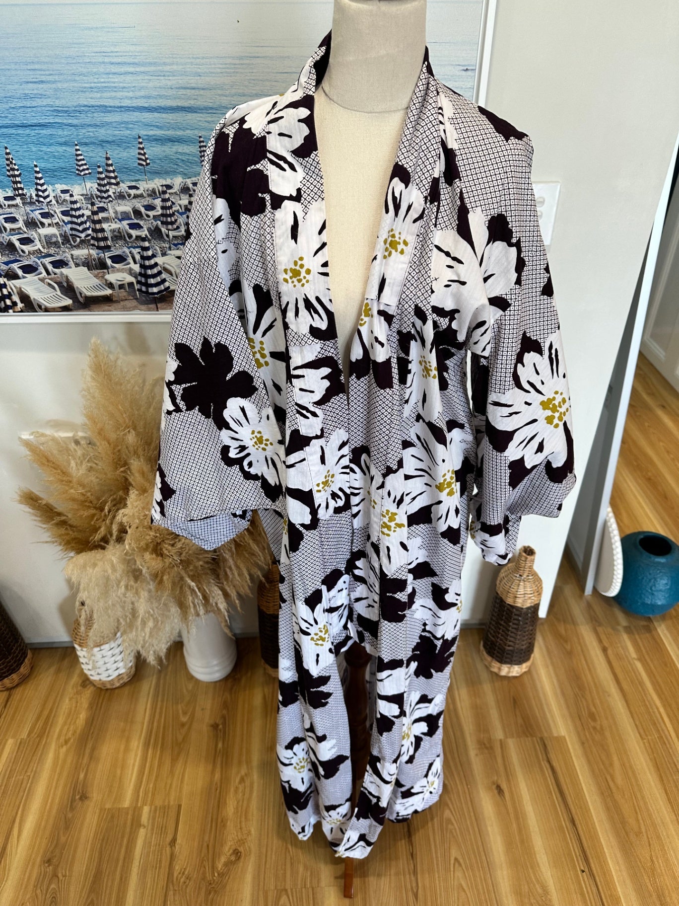 Vintage Kimono - One Size - White / Black / Mustard