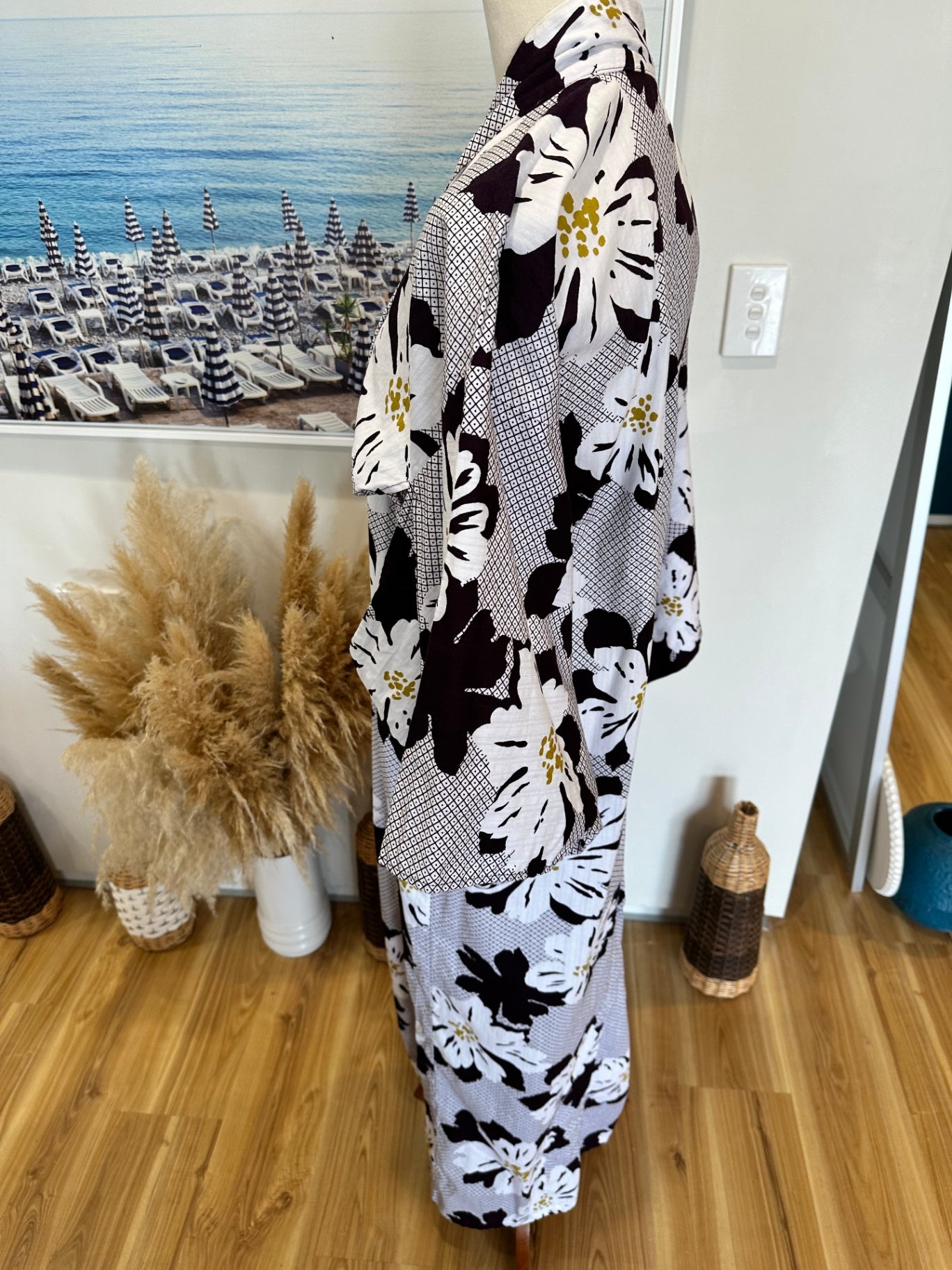 Vintage Kimono - One Size - White / Black / Mustard