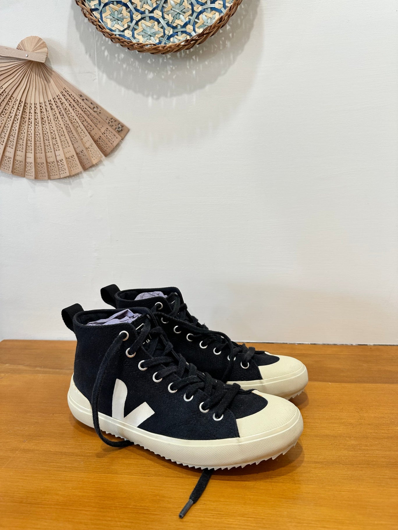 VEJA - High Top Sneakers - Size EU 38 - Black and White