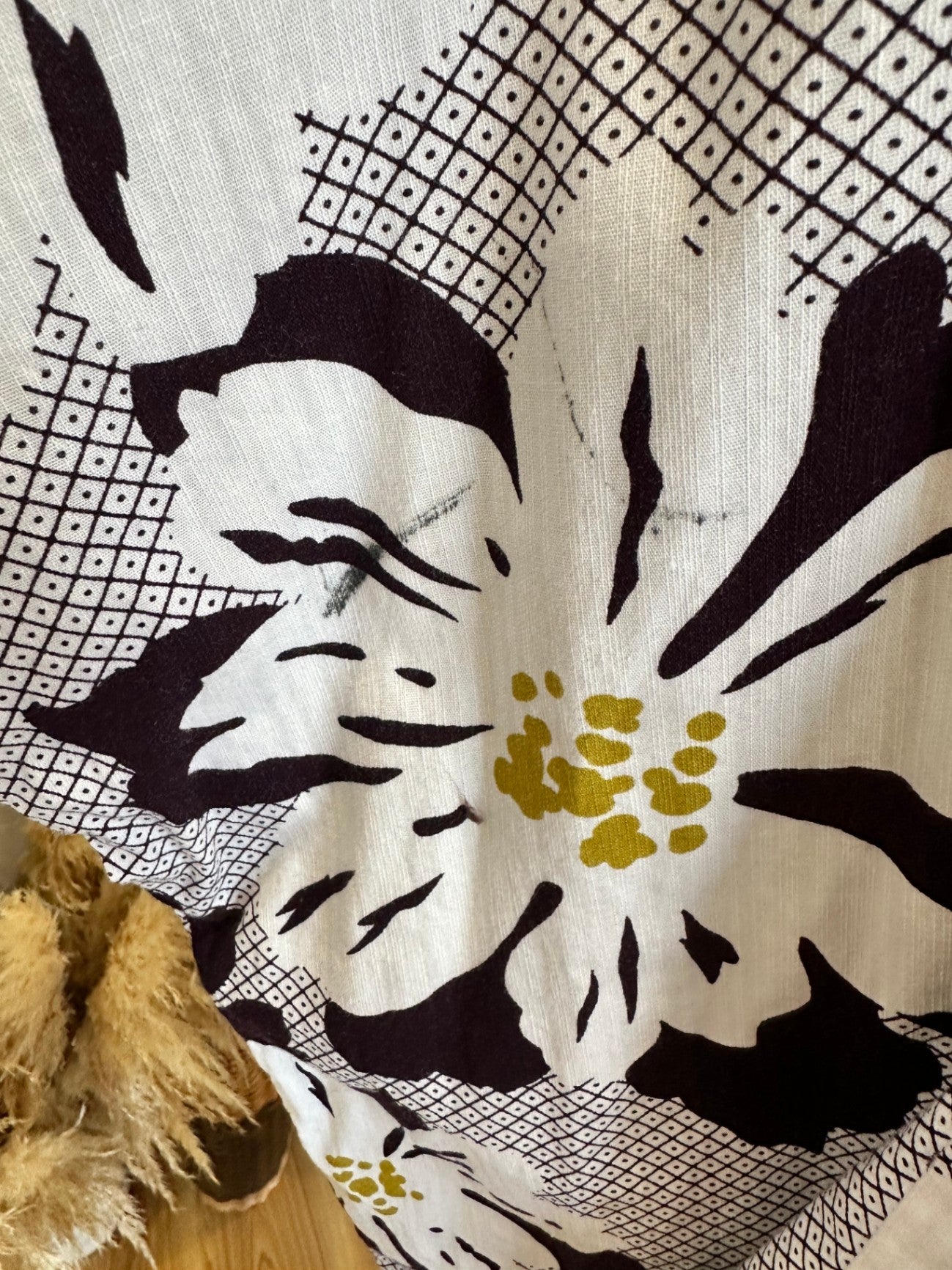 Vintage Kimono - One Size - White / Black / Mustard