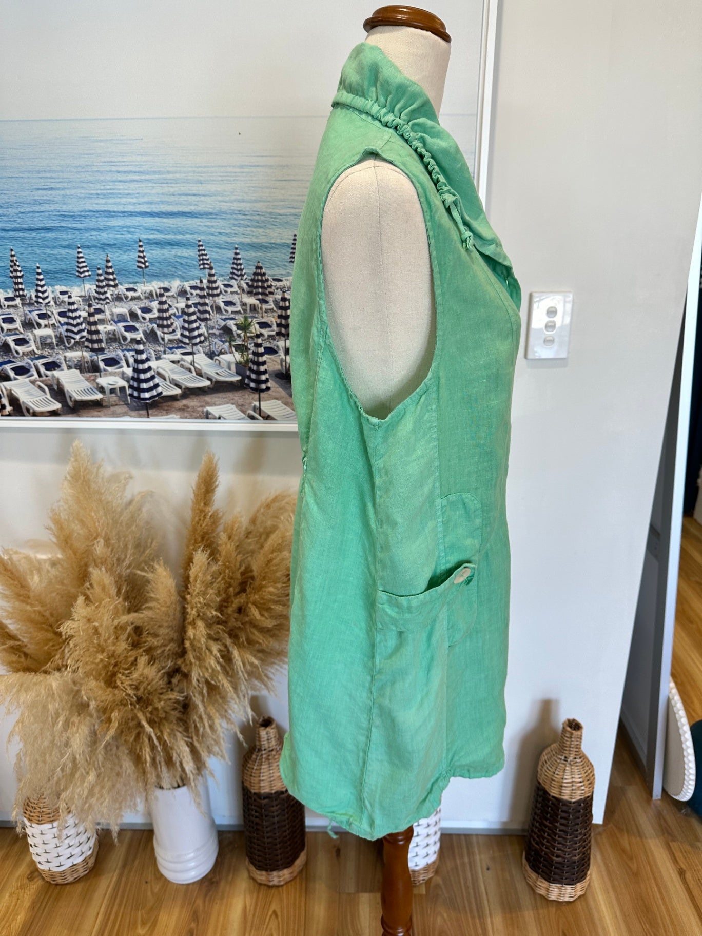 Haris Cotton - Size Medium - Linen Vest - Pale Green