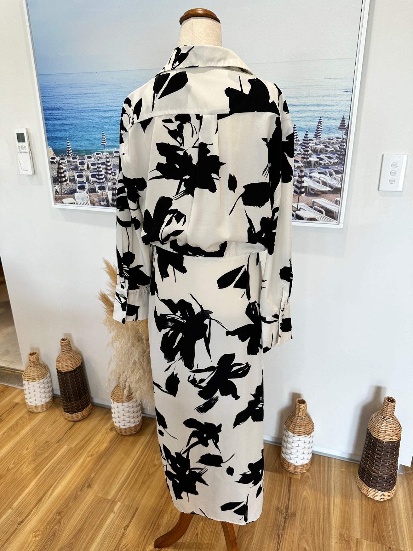 EuroEdit - Wrap Dress - Large - Black and Cream