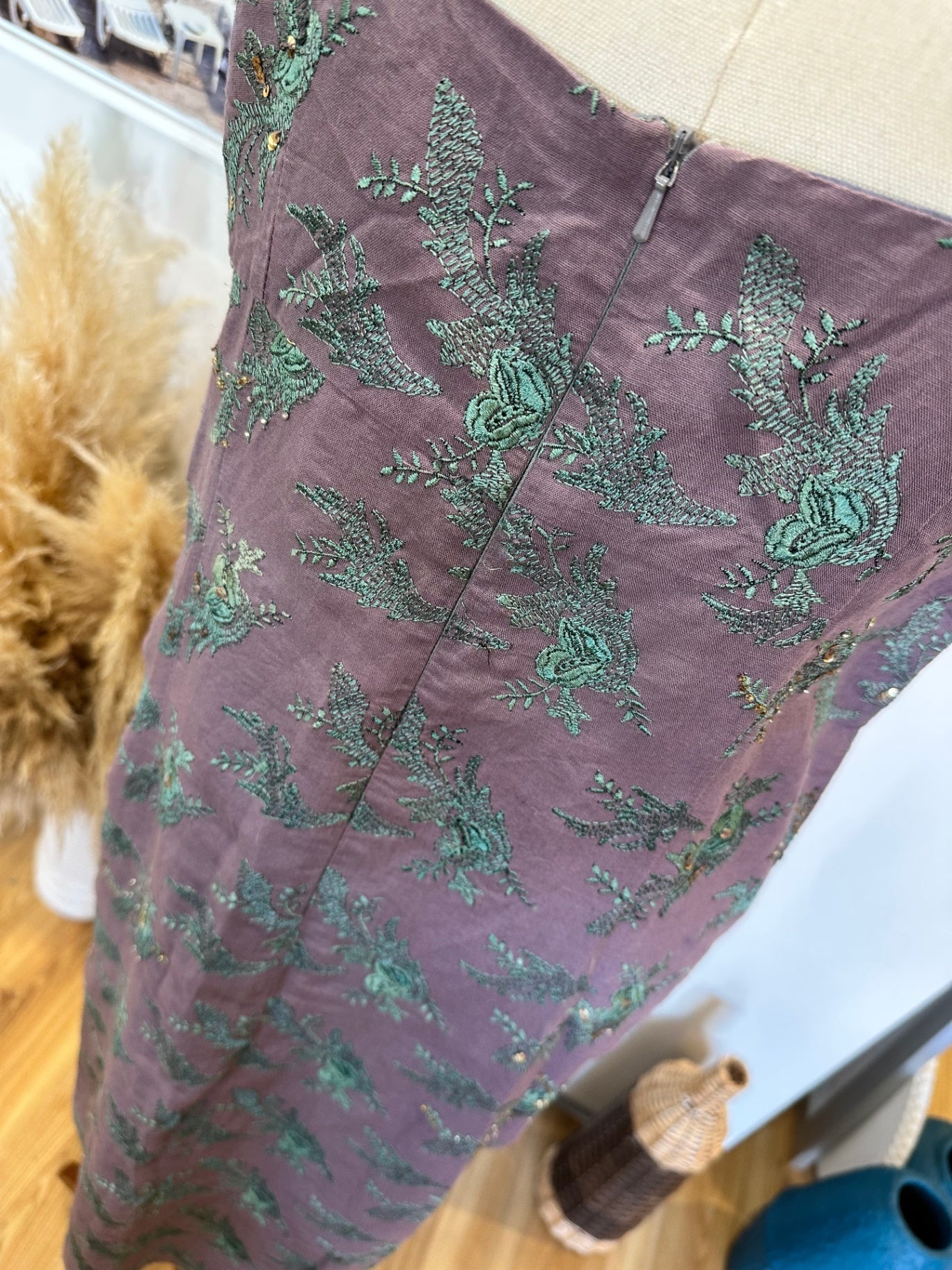 Summer Dress - Size Large - Lavender w Green Embroidery