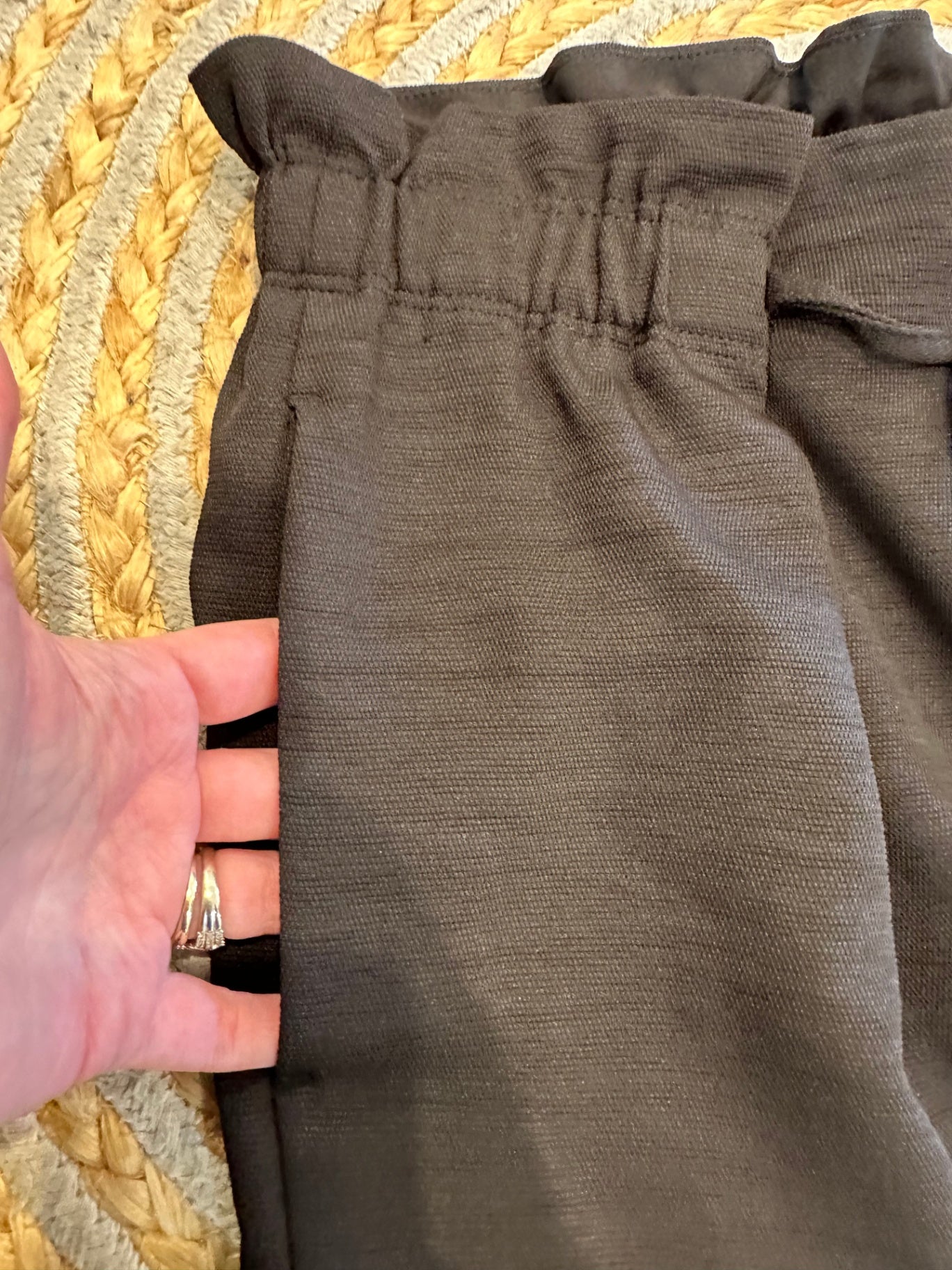 Mineral - Wide leg pants - Size 10 - Black