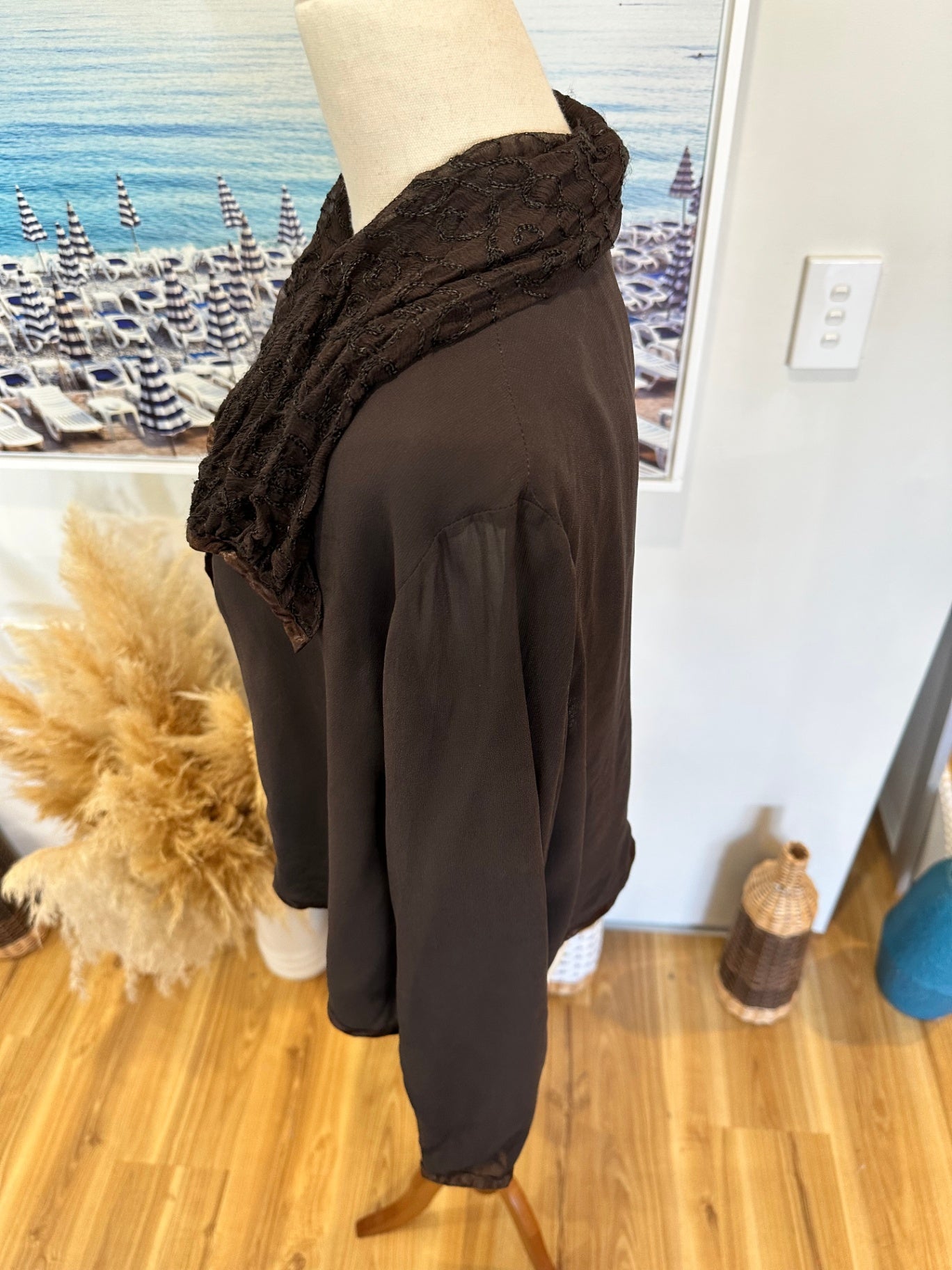 Studio Works - Lightweight Jacket - Size Medium / Large - Choc Brown