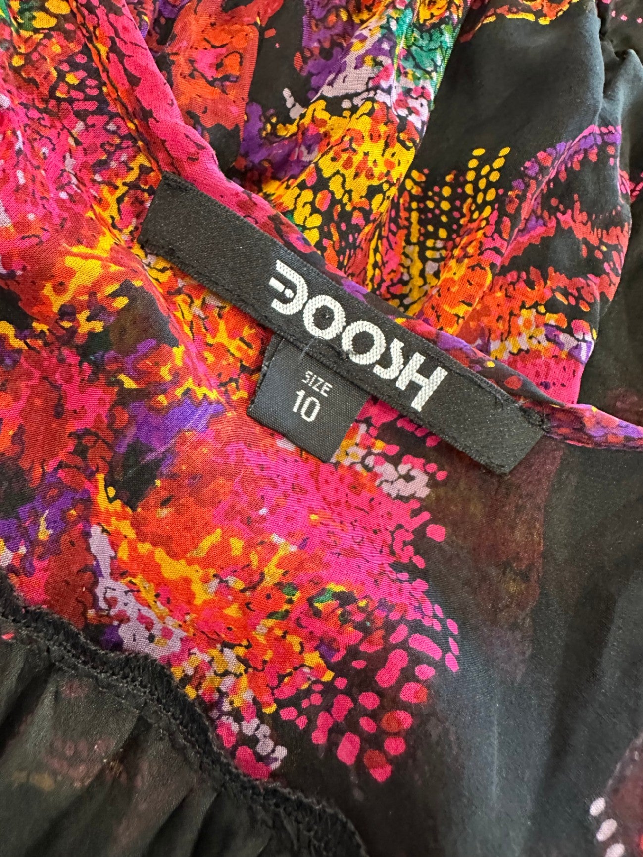 Doosh - Silk Top - Size 10 - Black w Bright Pink Fireworks