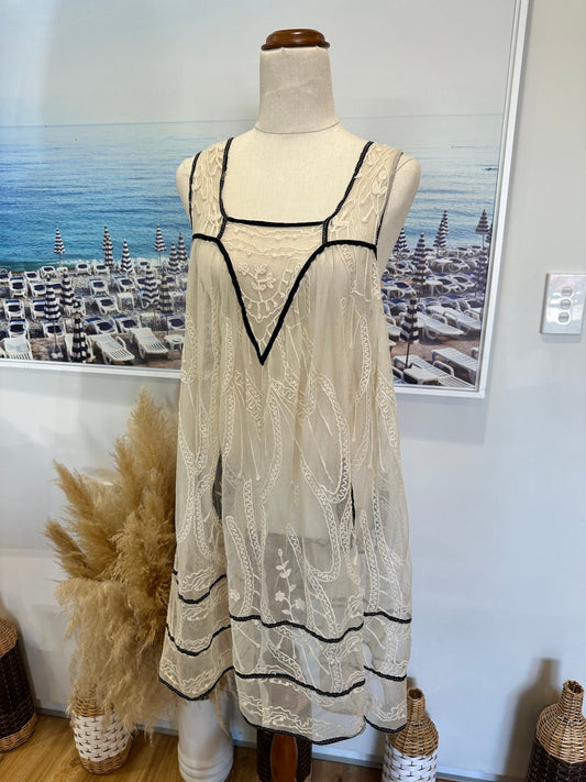 Portmans - Lace Dress - Size 10 - Beige + Black
