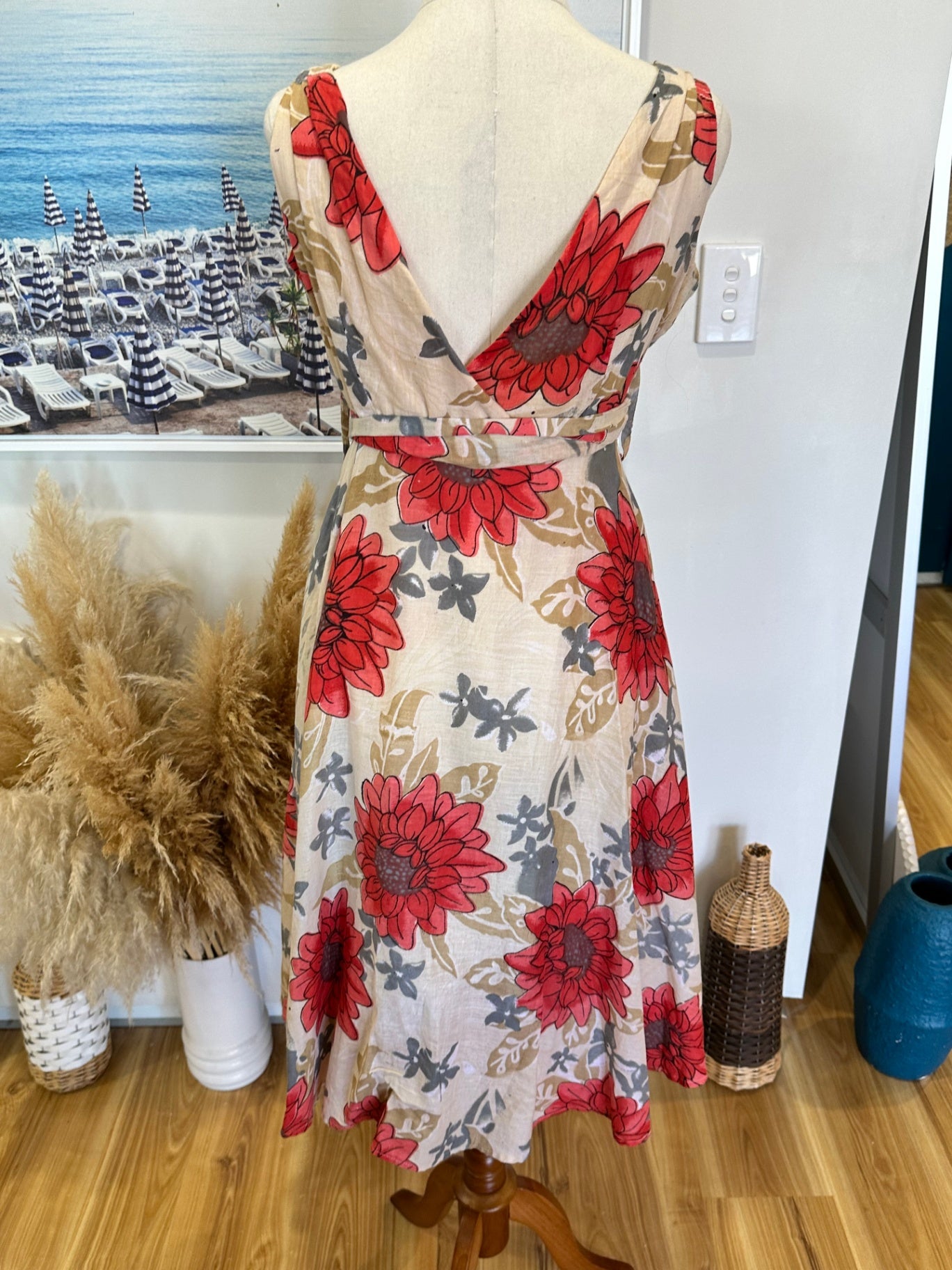 [SALE] Anmol Dress - Medium - Beige with red, grey, and brown floral pattern