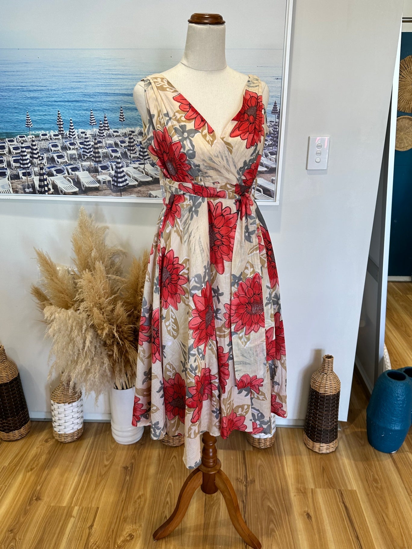 [SALE] Anmol Dress - Medium - Beige with red, grey, and brown floral pattern