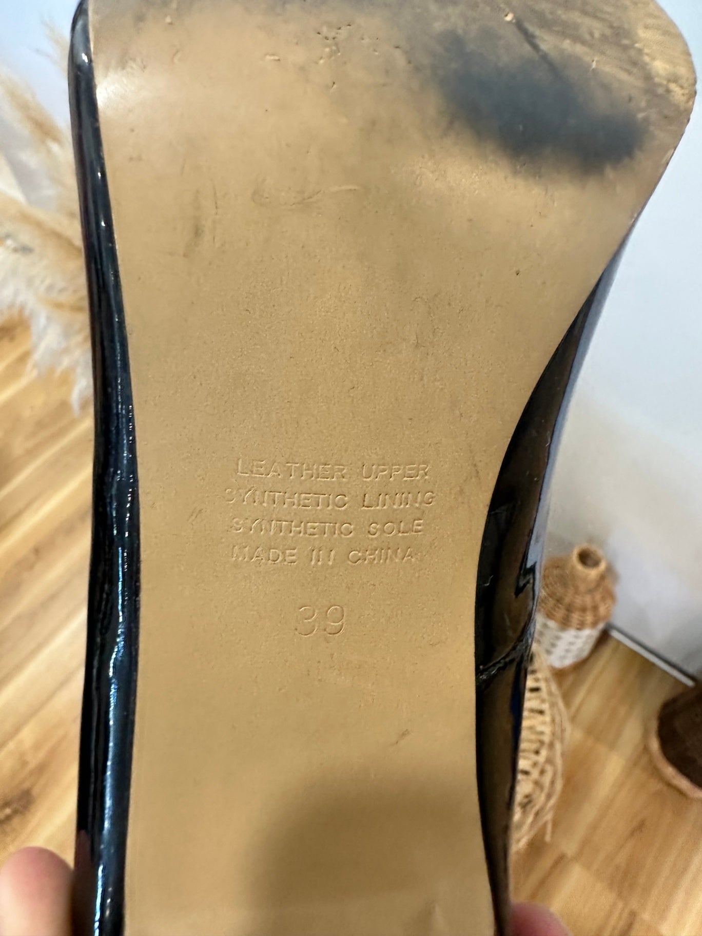 [SALE] Witchery Black Patent Pumps Heels EU 39 Classic Glossy Court Shoes Chic