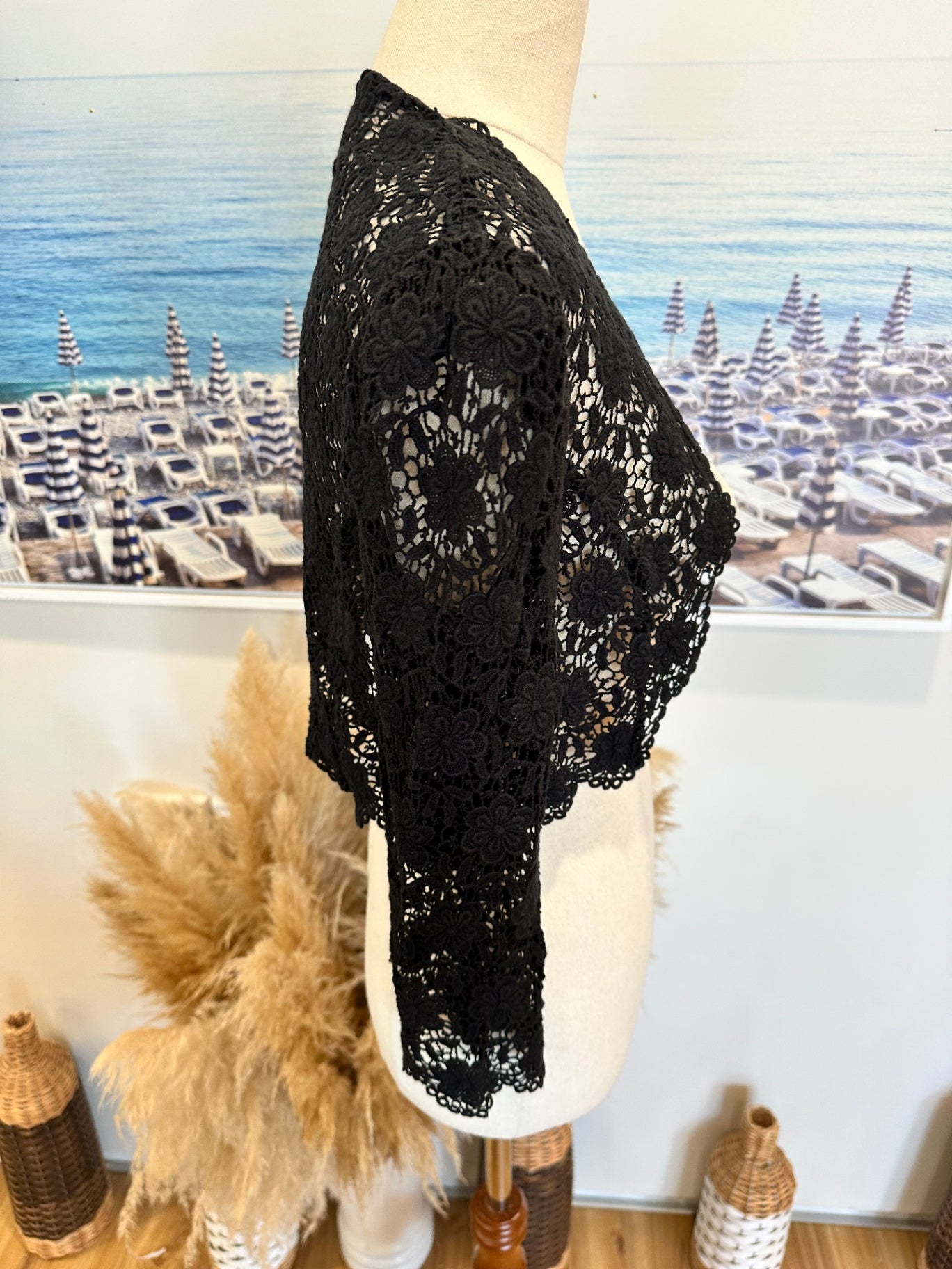 [SALE] Lace Black Shrug Women Elegant Lightweight Party Evening Wear Size 6