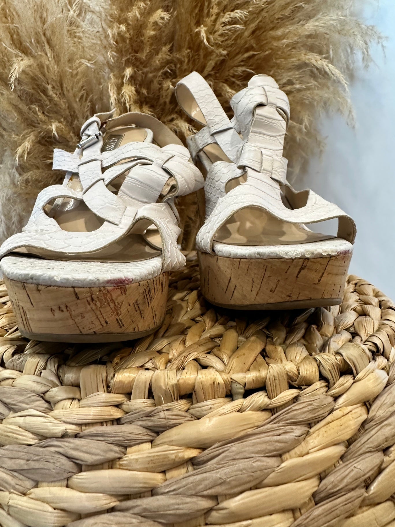 [SALE] Guess Wedge Sandals - Size 39 - Beige