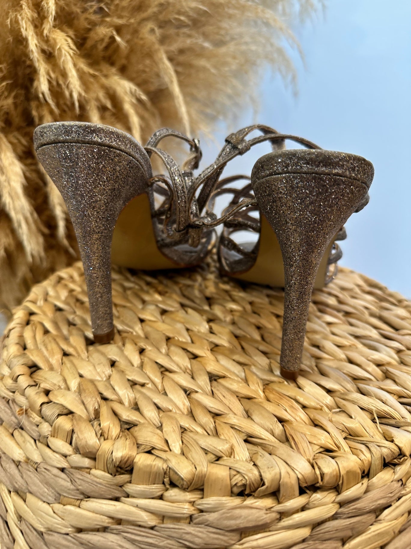 [SALE] Glovanna Sandals / Heels - Size EU 38 Gold and Silver Glitter