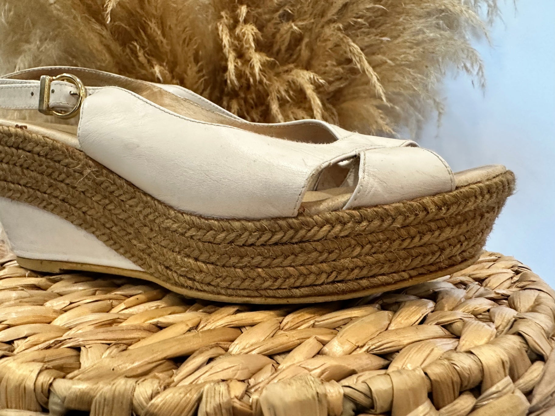 [SALE] Made in Italy White w Woven Wedges - Size EU 39