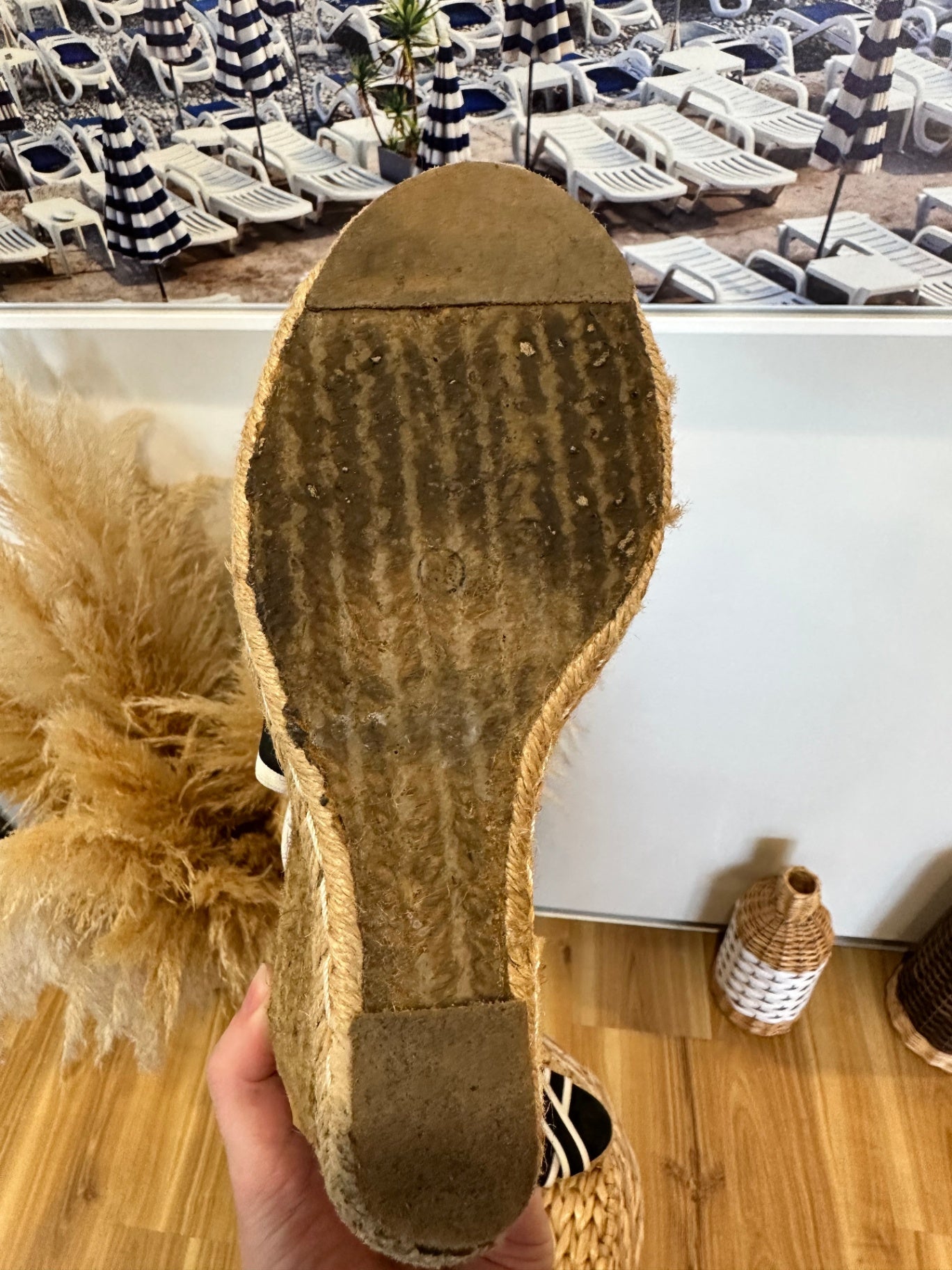 [SALE] Paula Ryan - Wedges - EU 39 - Black w Cream Stripe