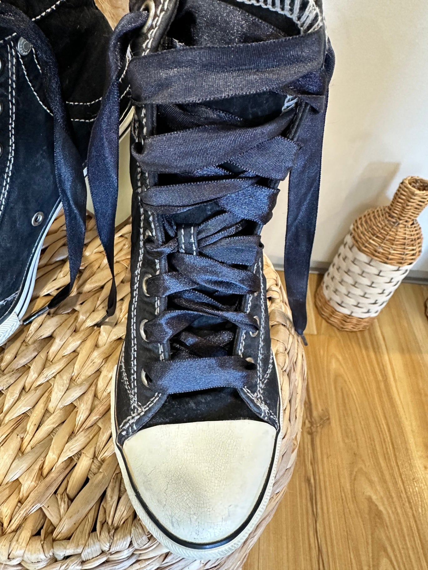 [SALE] Diesel Heels - Size 39 - Black / Cream