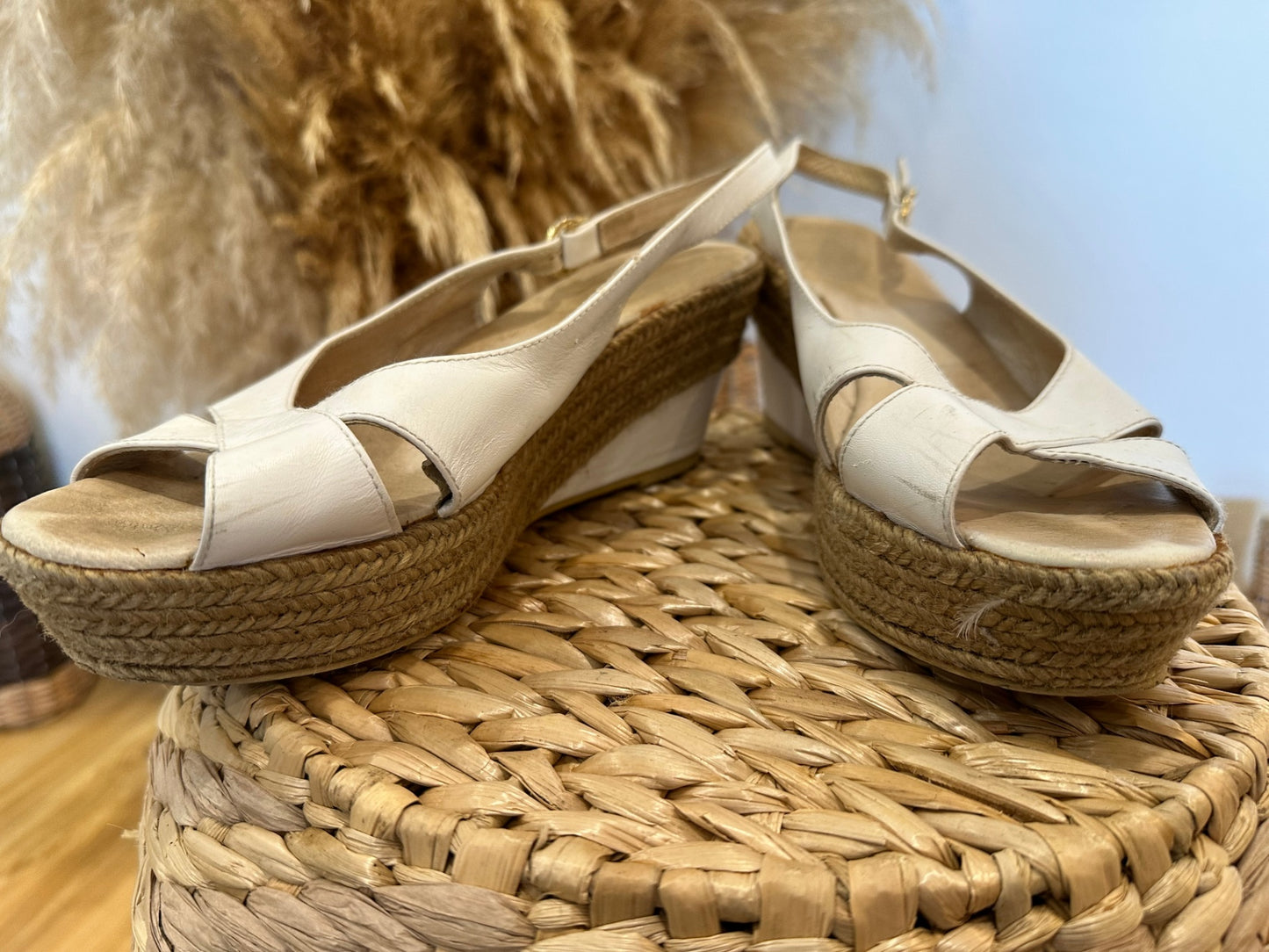 [SALE] Made in Italy White w Woven Wedges - Size EU 39