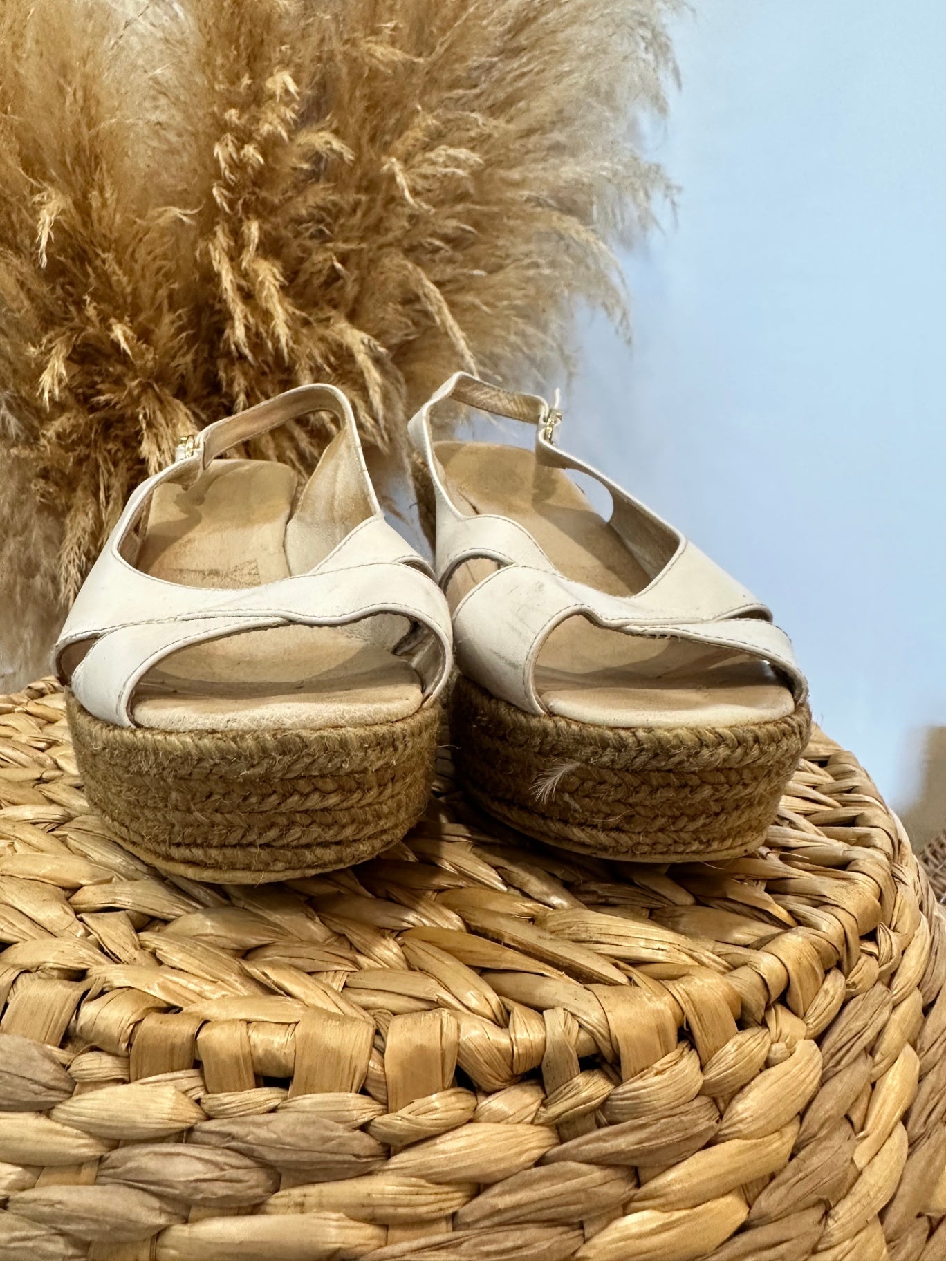 [SALE] Made in Italy White w Woven Wedges - Size EU 39