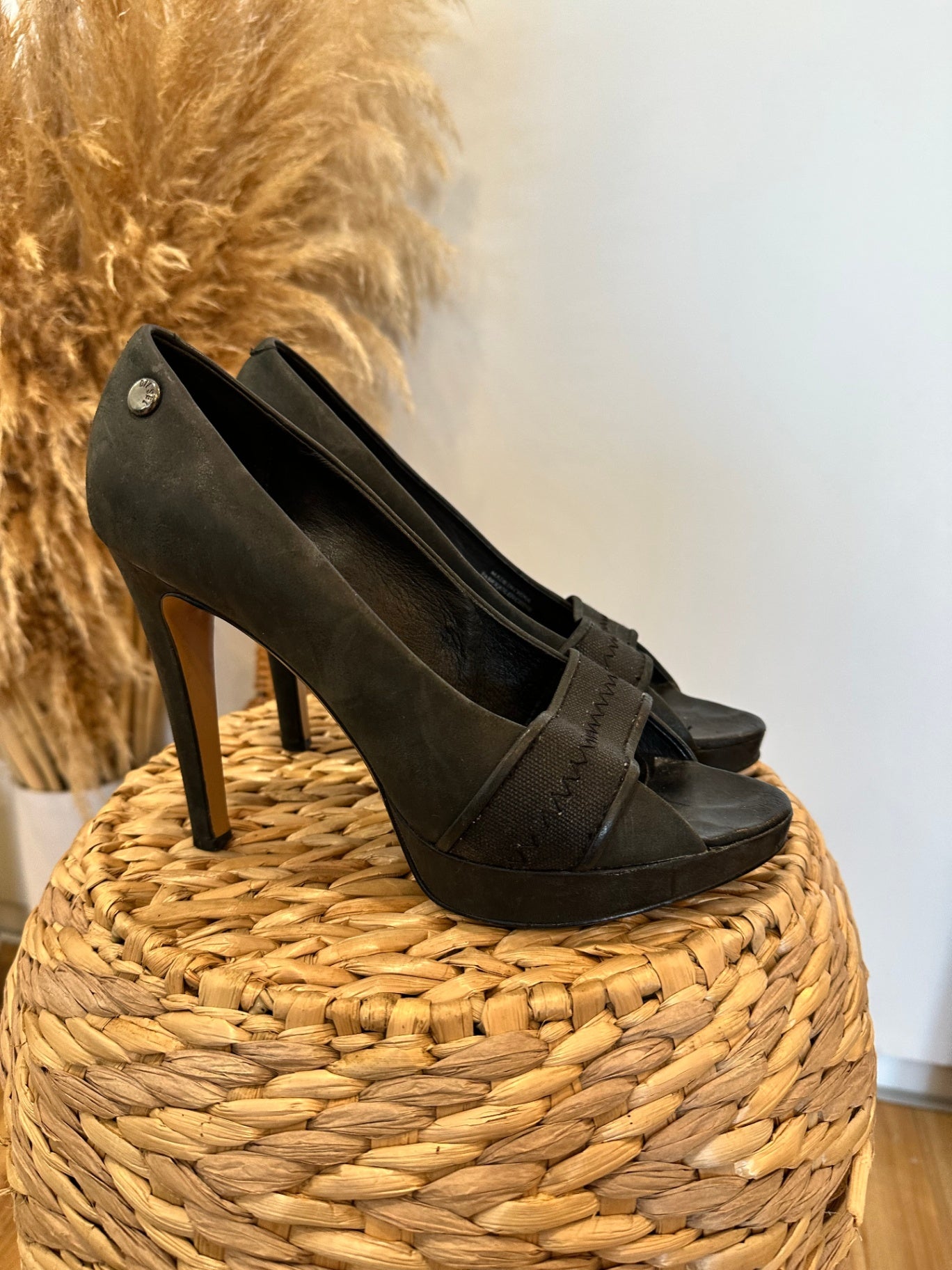 [SALE] Diesel Heels 39 Black