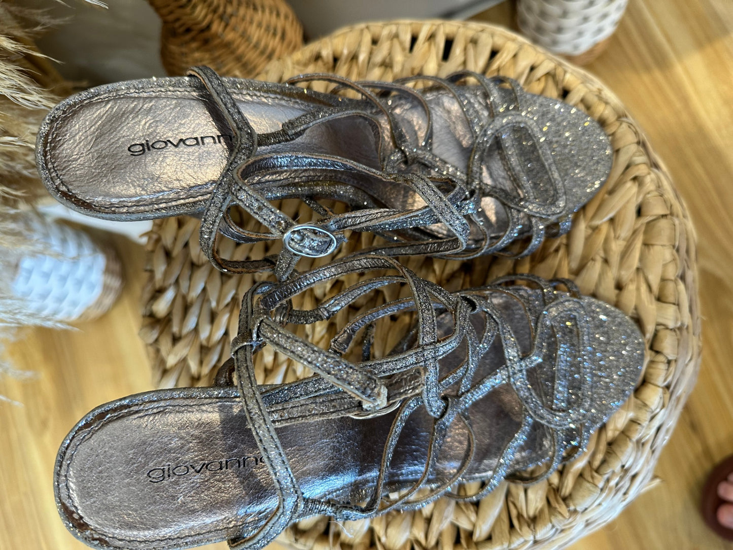 [SALE] Glovanna Sandals / Heels - Size EU 38 Gold and Silver Glitter