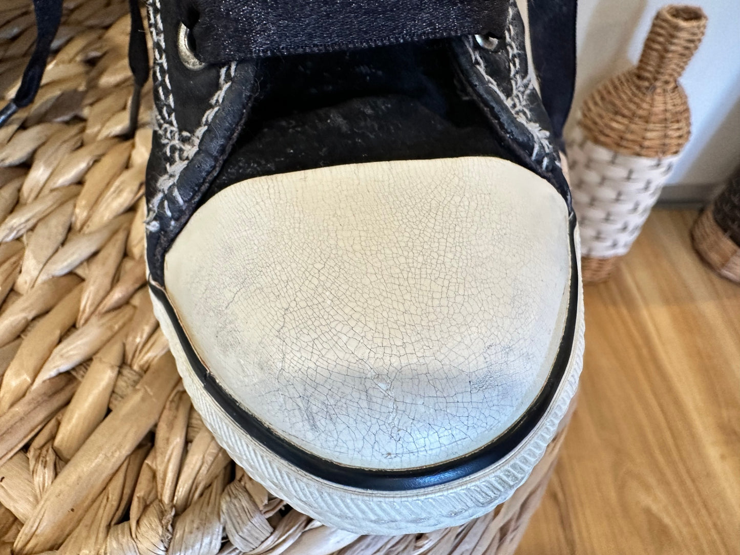 [SALE] Diesel Heels - Size 39 - Black / Cream